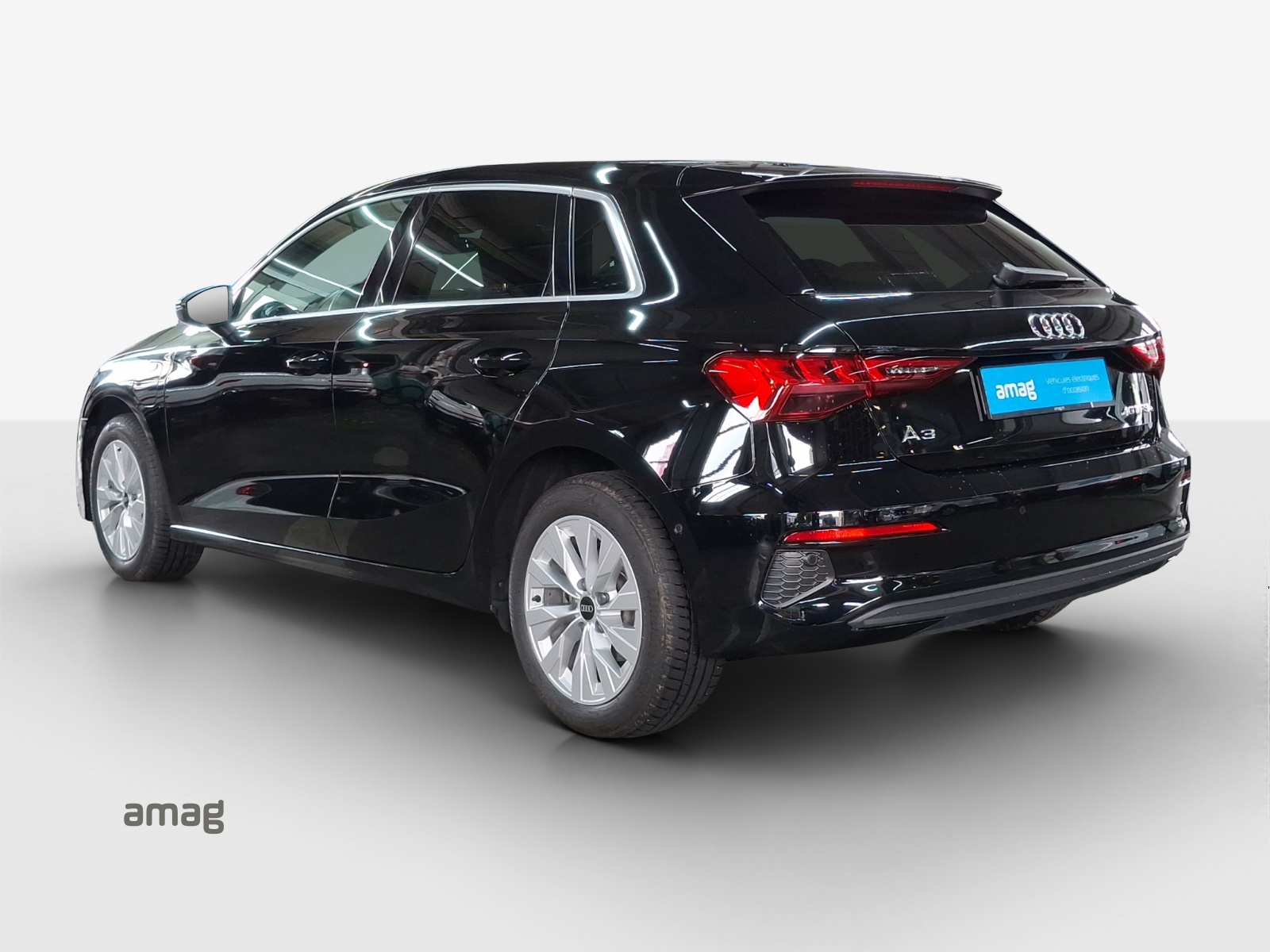 AUDI A3 Sportback 40 TFSI e S-tronic-image-3