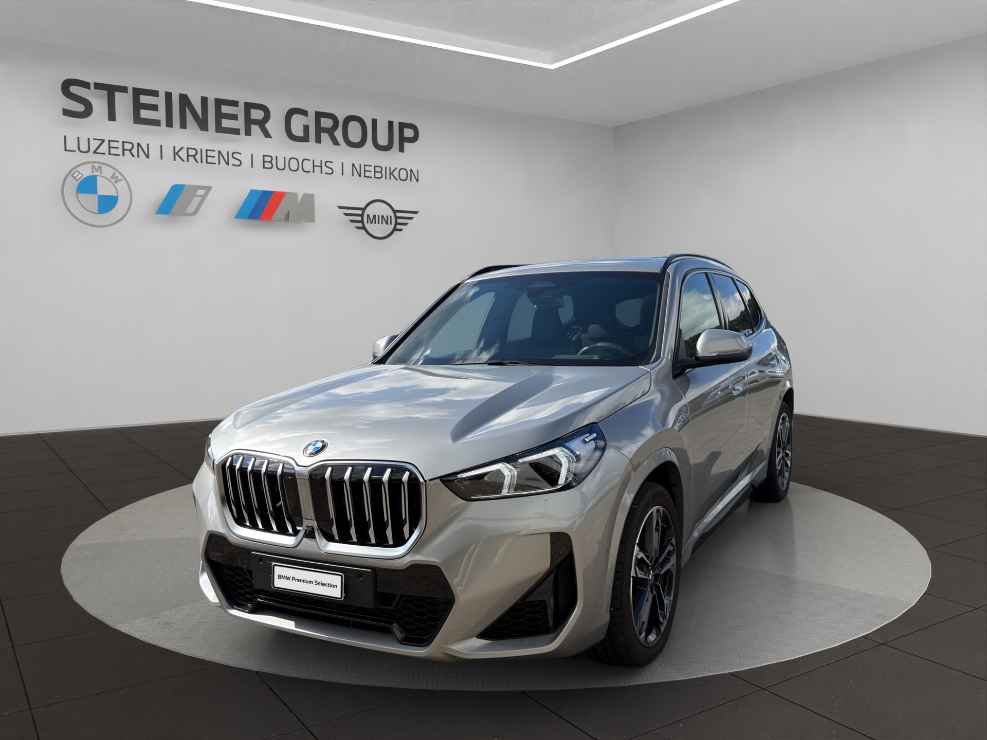 BMW X1 xDrive 23i 48V M Sport-image-0