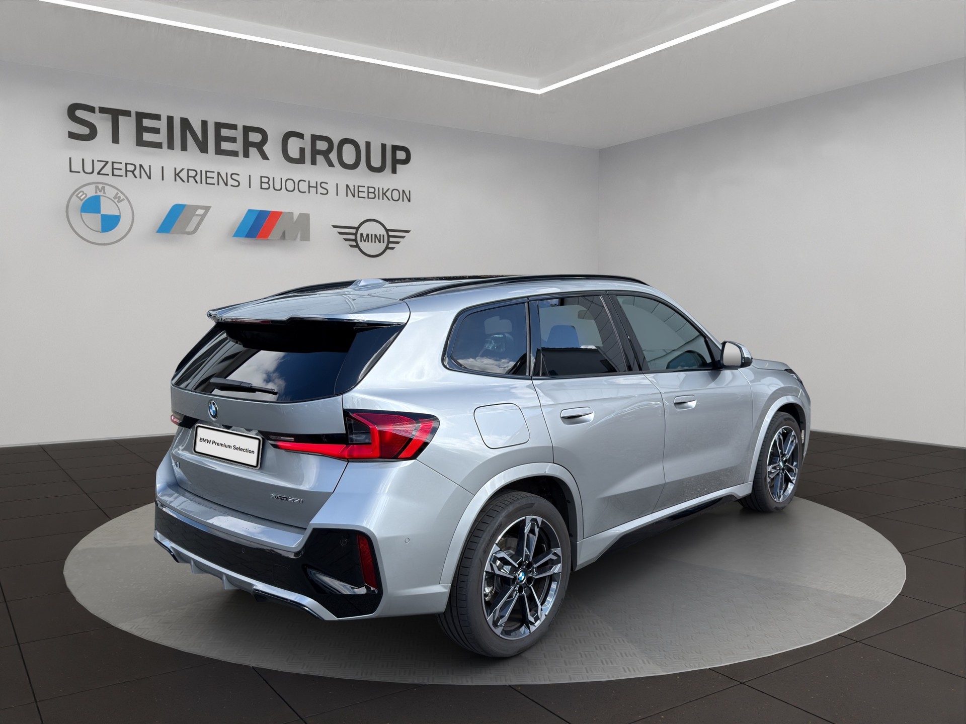 BMW X1 xDrive 23i 48V M Sport-image-4