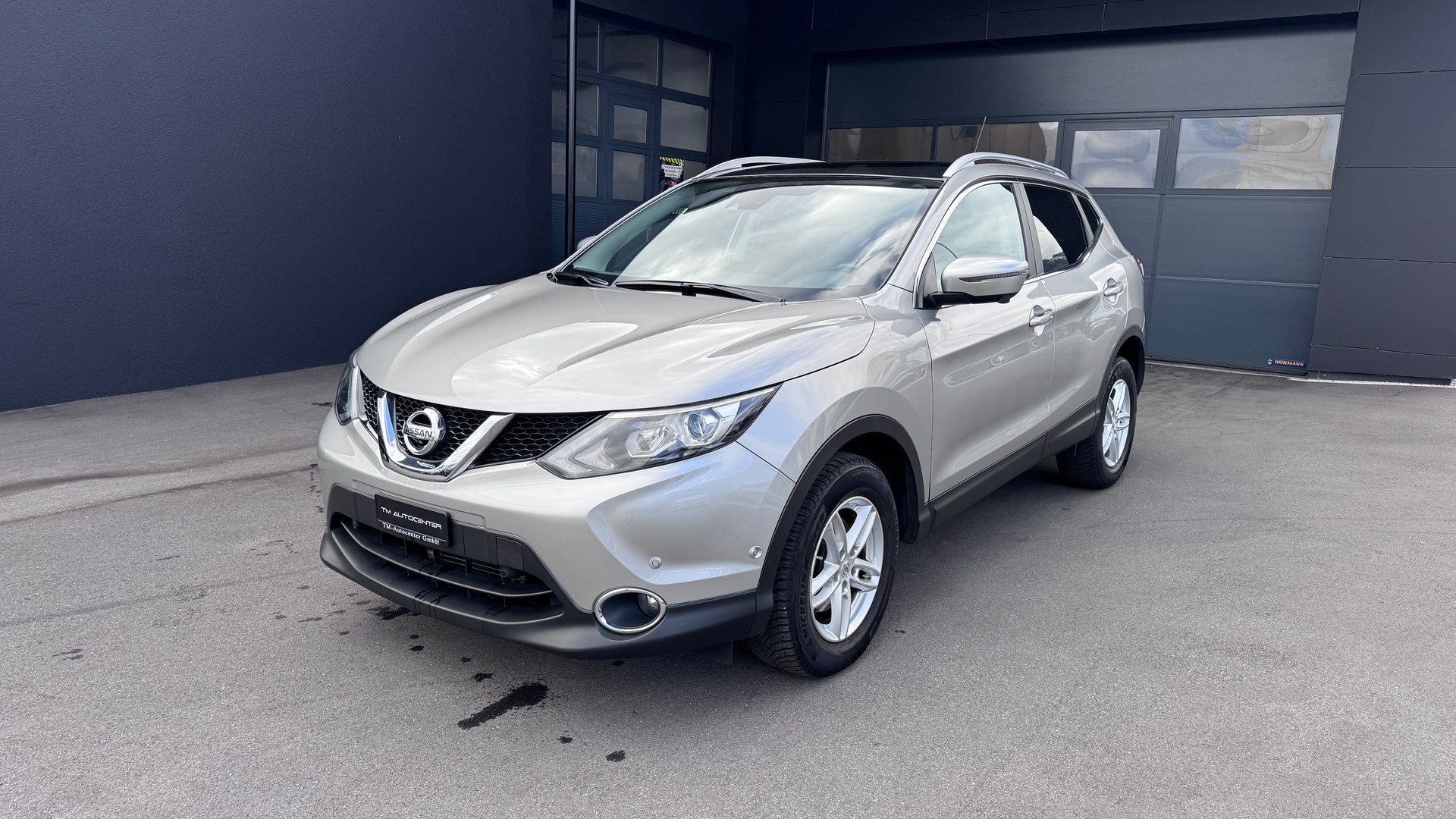 NISSAN Qashqai 1.6 dCi 360° Xtronic CVT-image-0