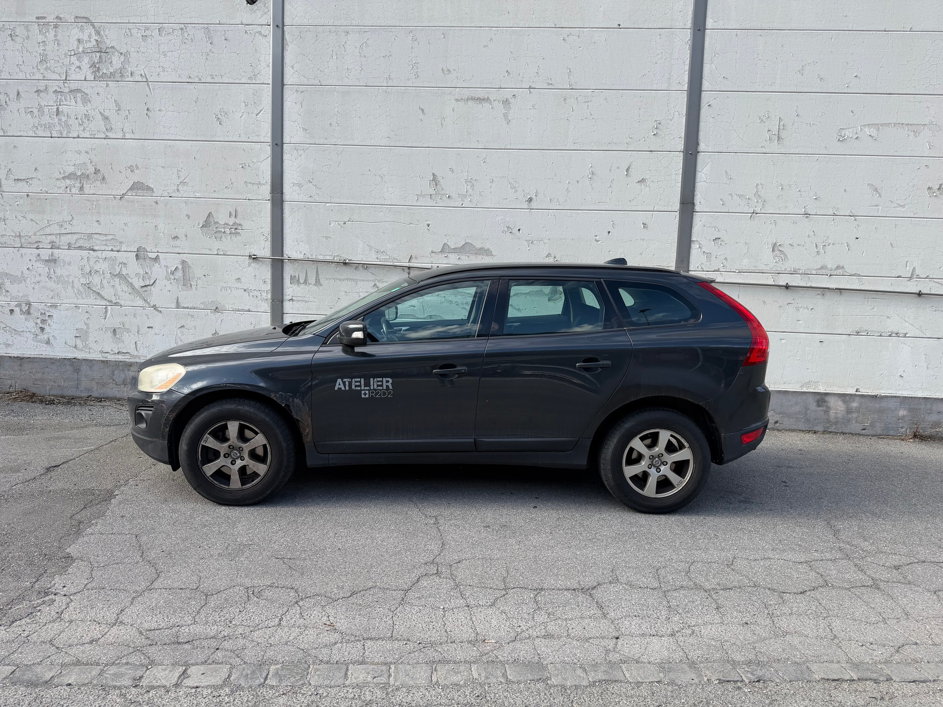 VOLVO XC60 D5 AWD Geartronic-image-3