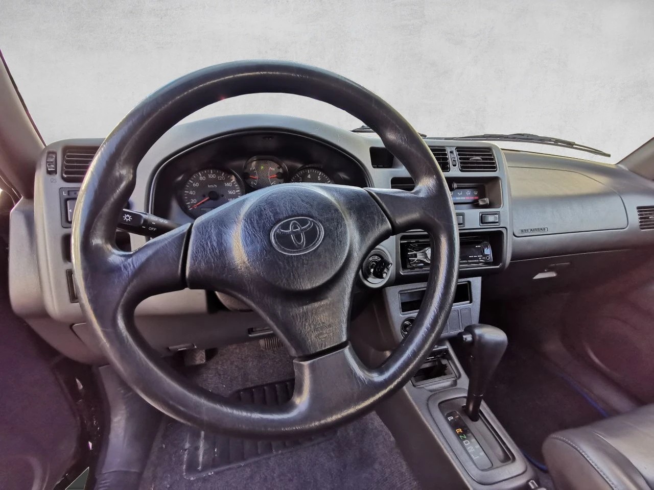 TOYOTA RAV-4 GX-image-5