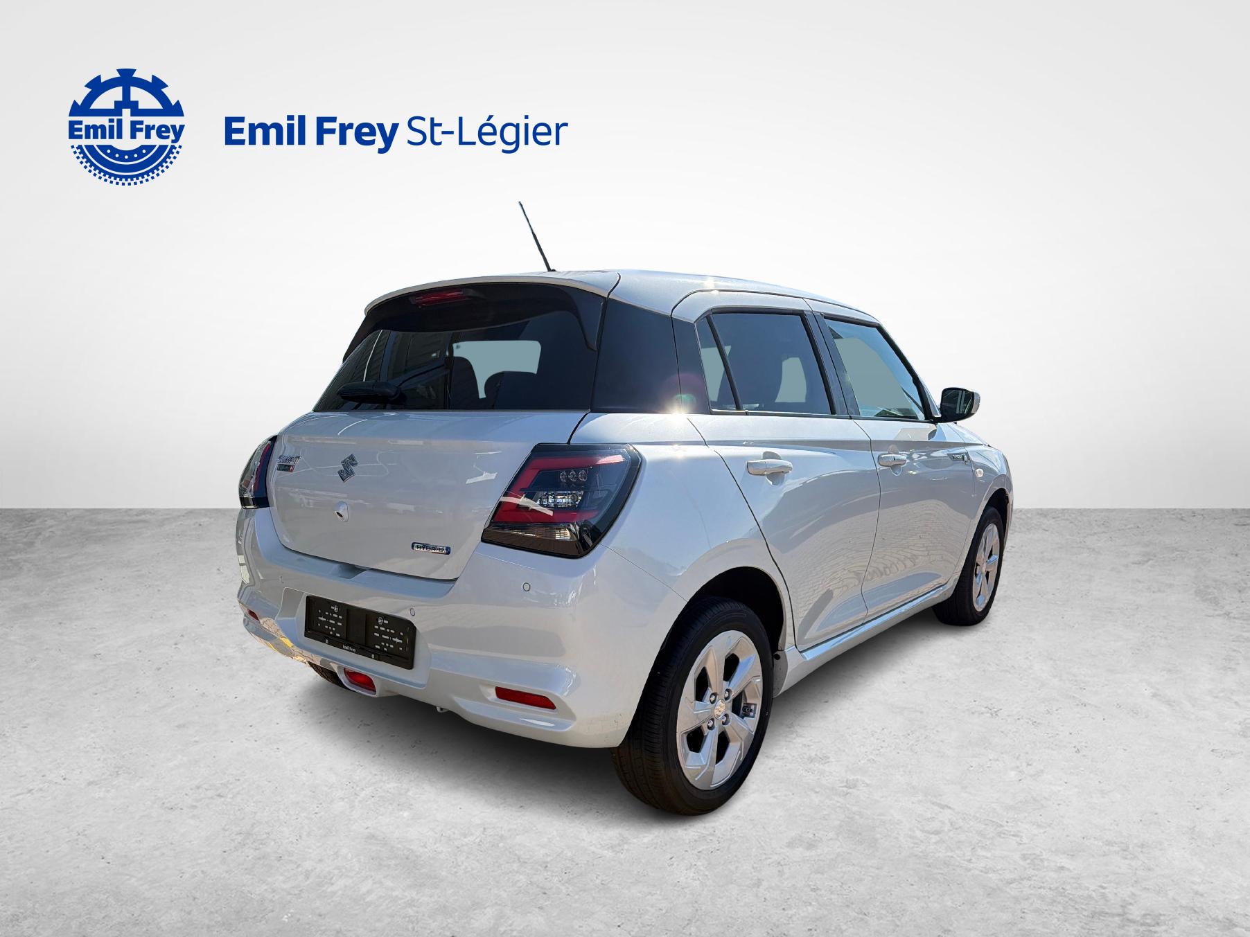 SUZUKI Swift 1.2 Sakura Hybrid 4x4-image-4