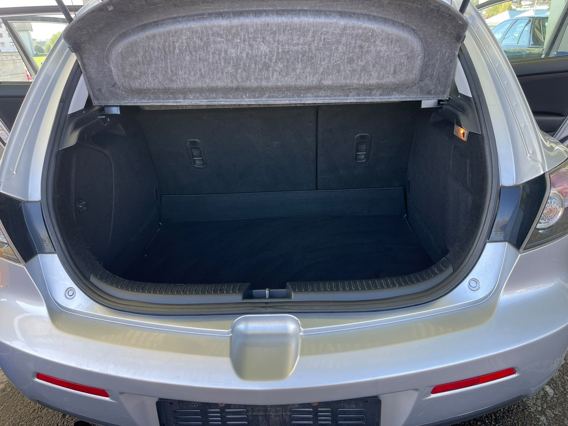 MAZDA 3 1.6 16V Confort-image-11