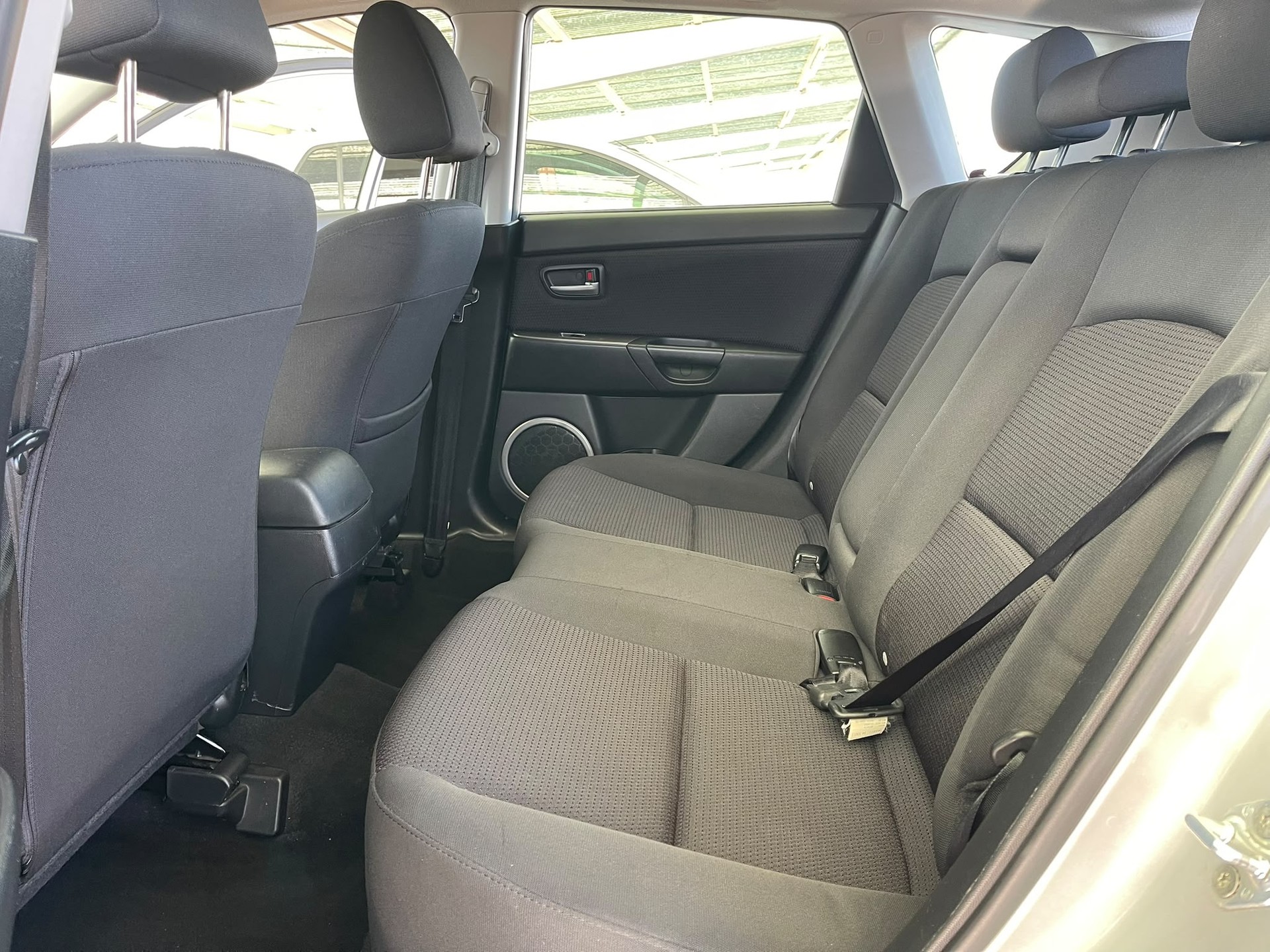 MAZDA 3 1.6 16V Confort-image-10