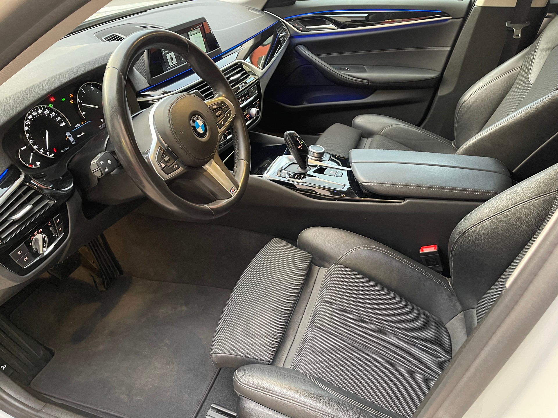BMW Sport line-image-7