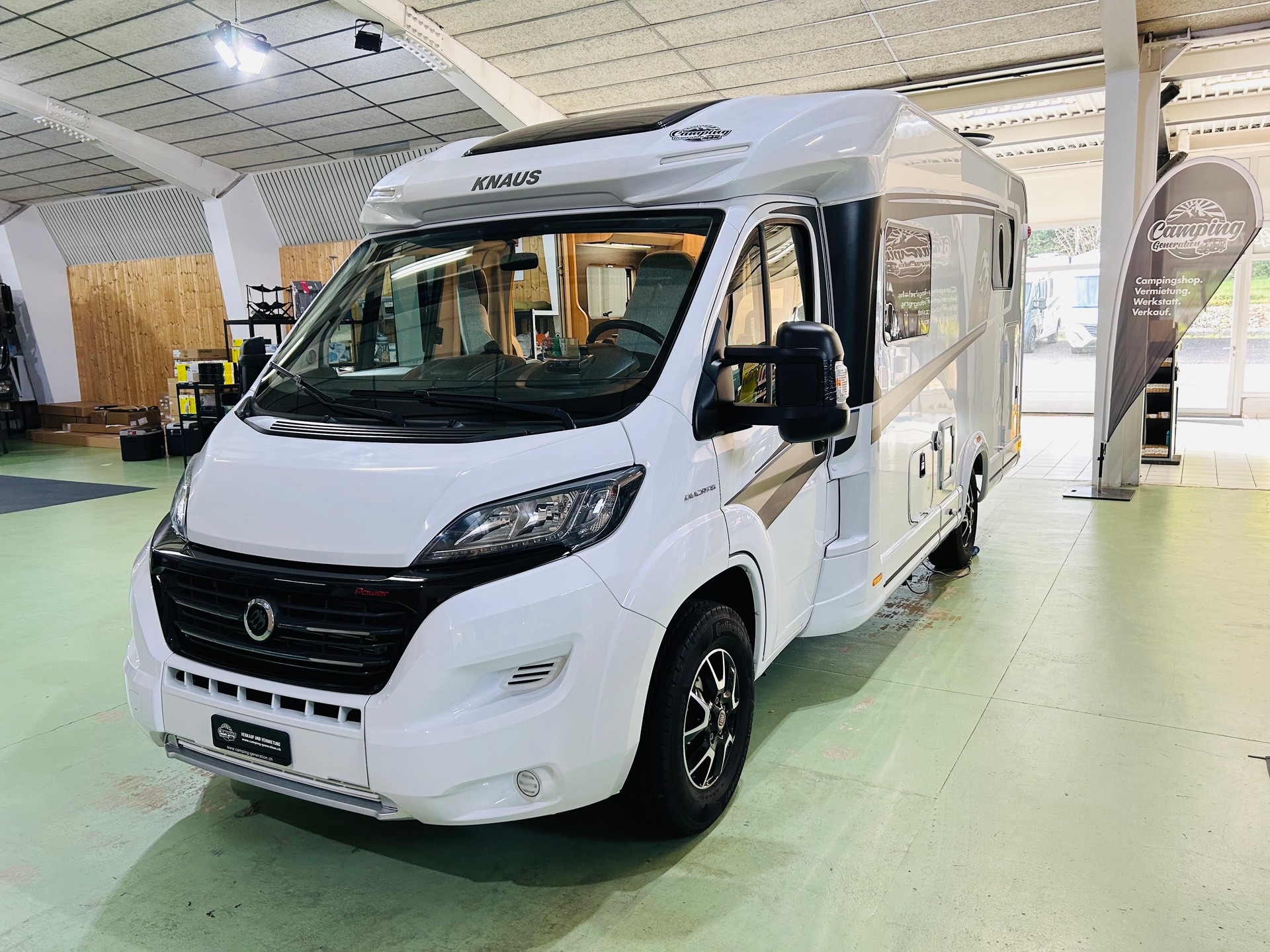 KNAUS Sky Ti 650 Platinum-image-1