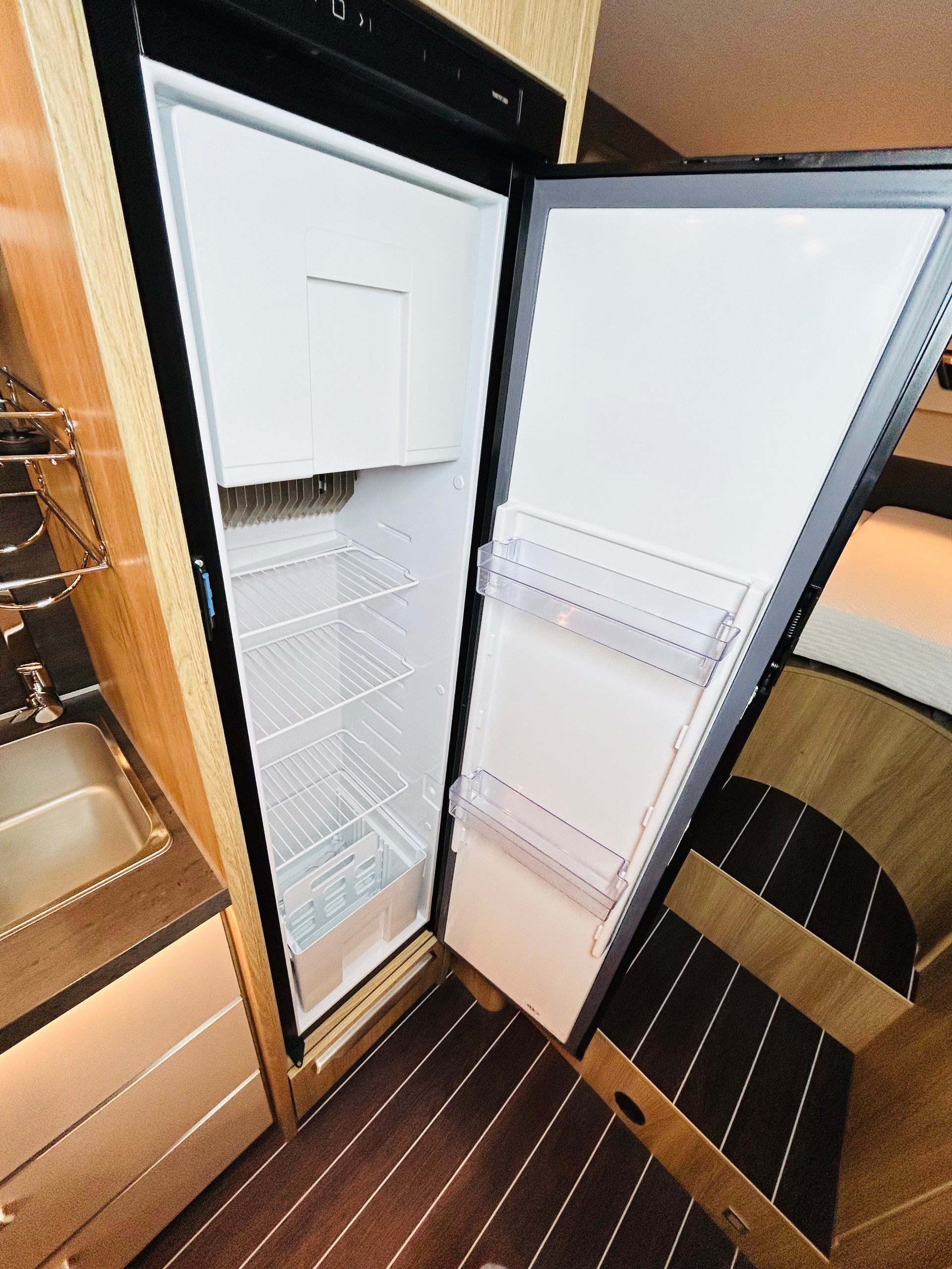 KNAUS Sky Ti 650 Platinum-image-14