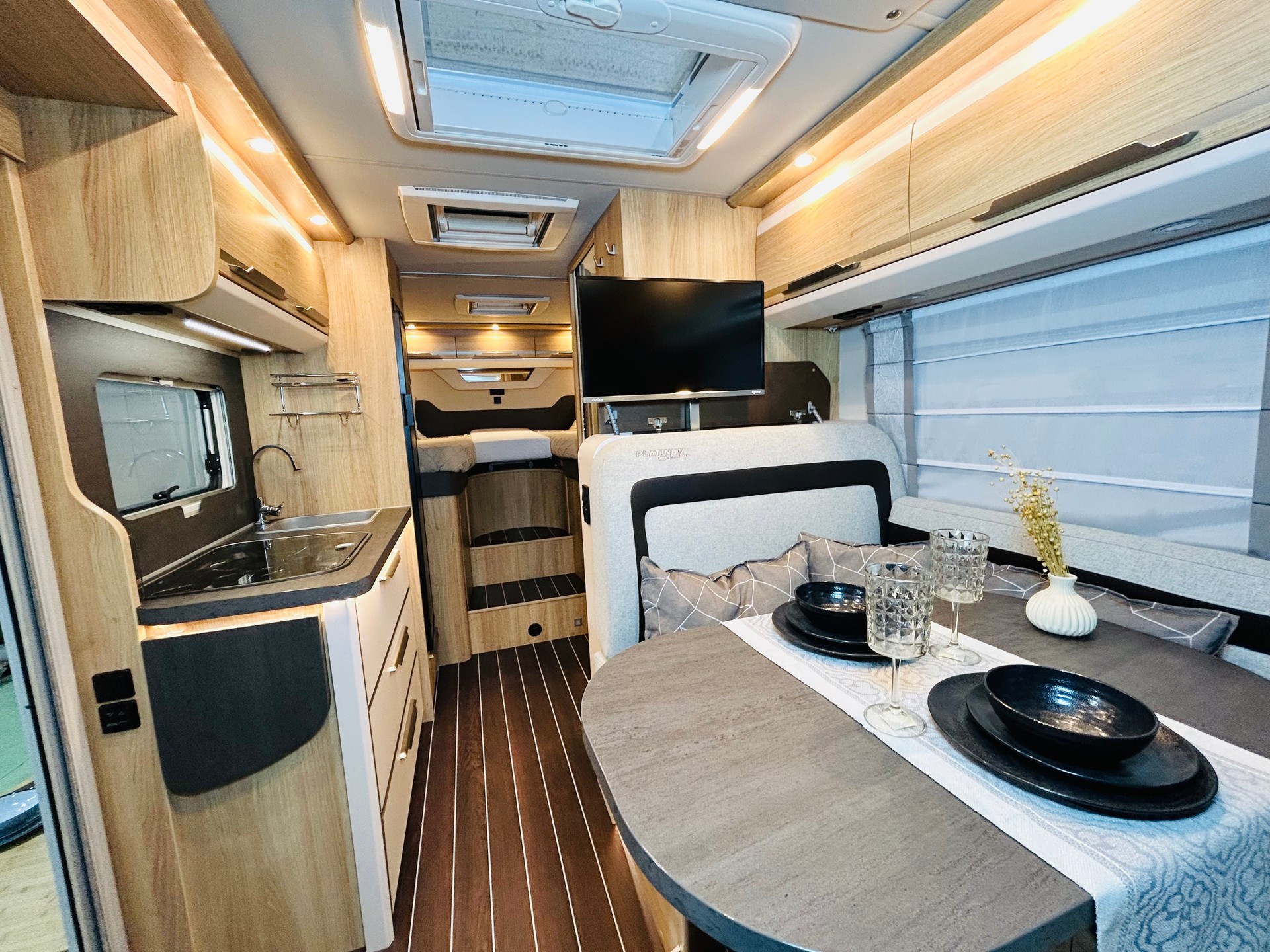 KNAUS Sky Ti 650 Platinum-image-8