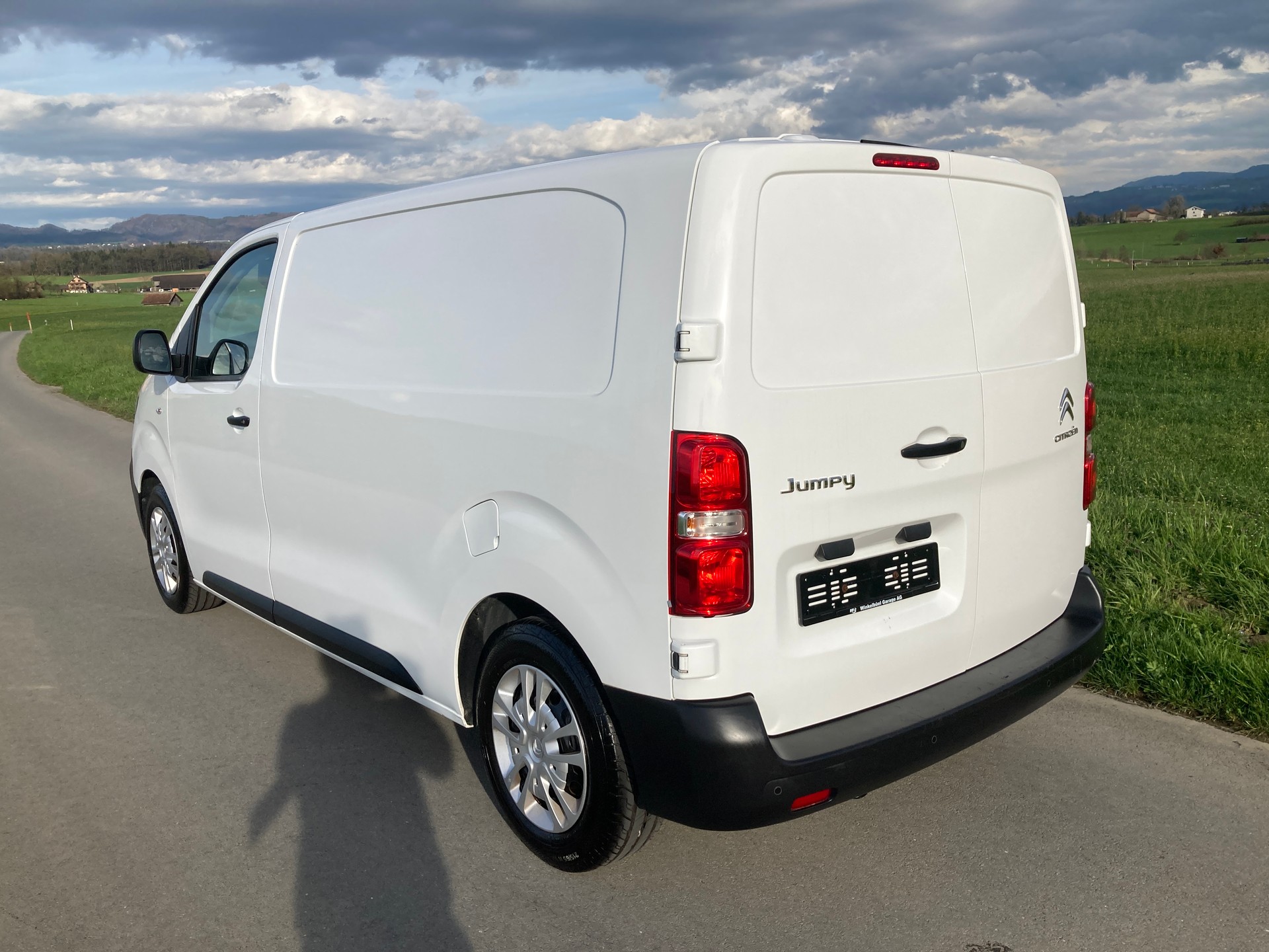 CITROEN Jumpy 1.5 BlueHDi 100 M Komfort mit Anhängerkupplung-image-3