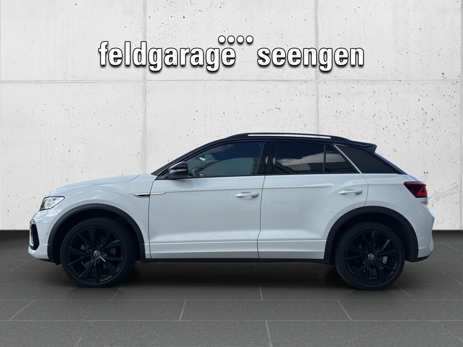 VW T-Roc 2.0 TSI R-Line DSG 4Motion mit fortl. Werksgarantie, AHK, Panorama-Ausstell-/Schiebedach, Standheizung & Winterräder-image-1