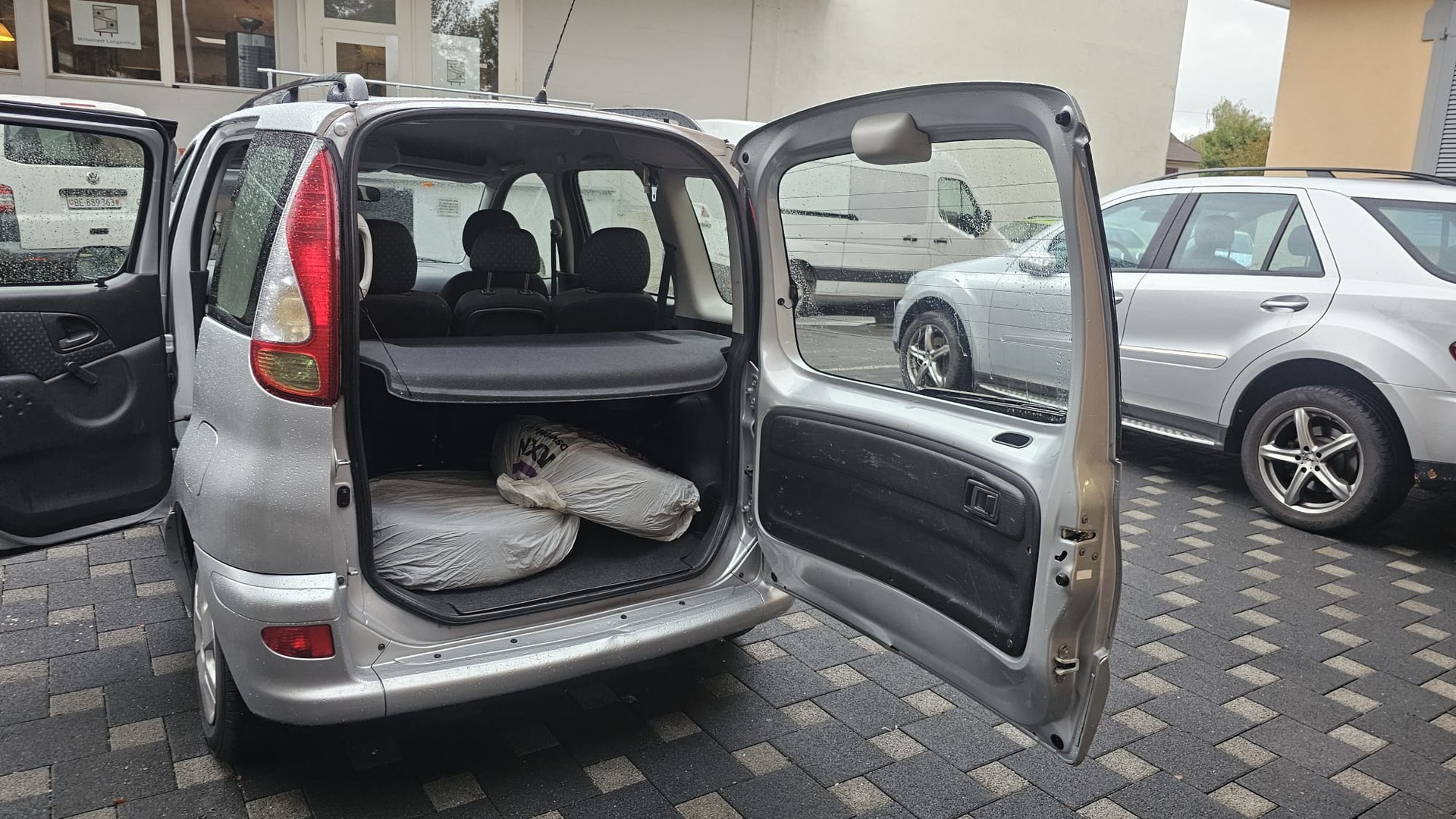 TOYOTA 1.3 16V Linea Luna-image-3