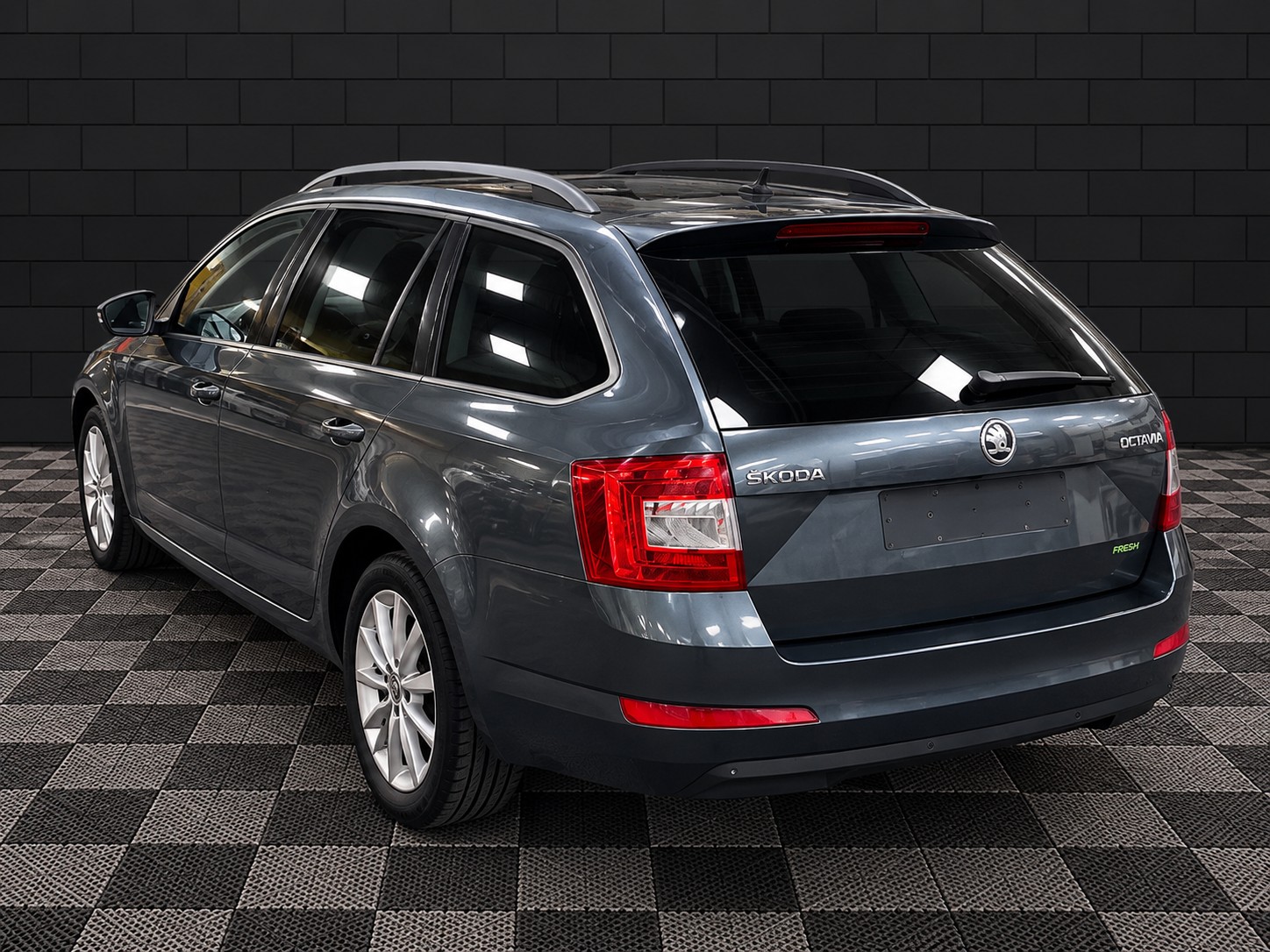 SKODA Octavia Combi 1.4 TSI Active-image-3