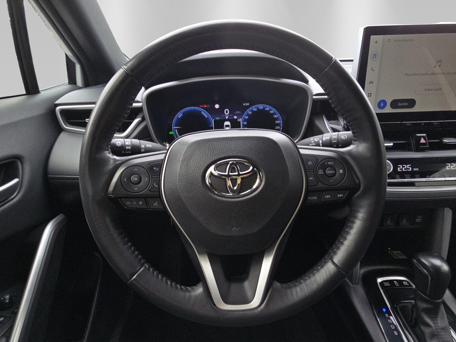 TOYOTA Corolla Cross 2.0 HSD Trend AWD-i-image-11
