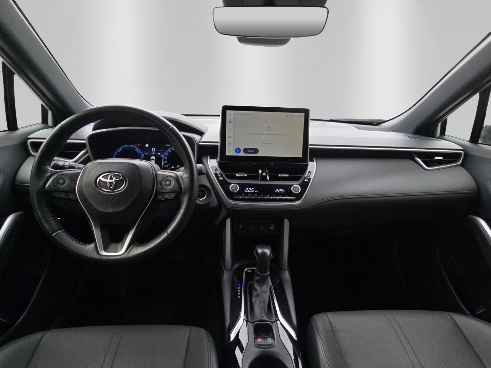 TOYOTA Corolla Cross 2.0 HSD Trend AWD-i-image-10