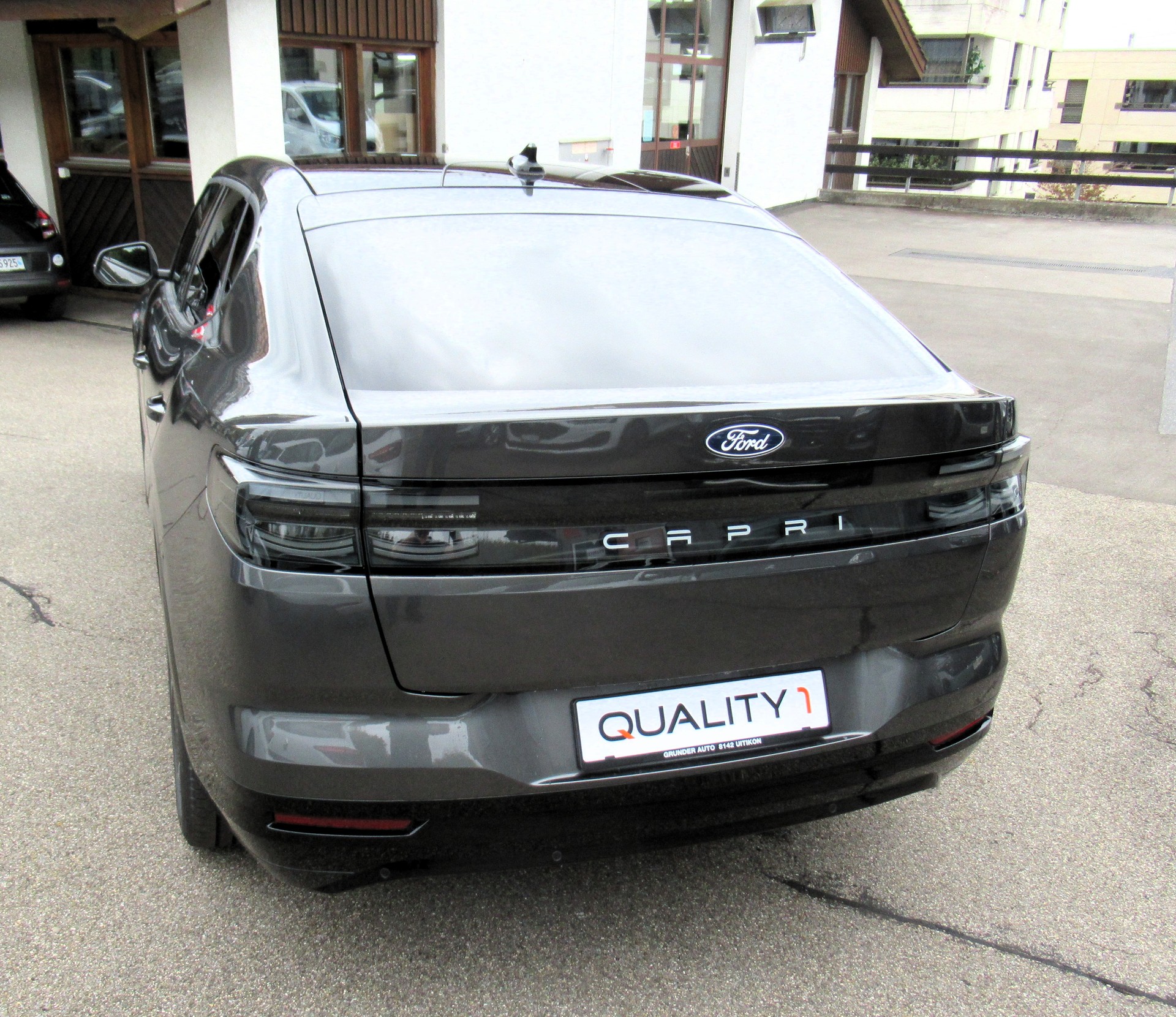 FORD Capri Elektro 77kWh Dual Extended Range Premium AWD-image-2