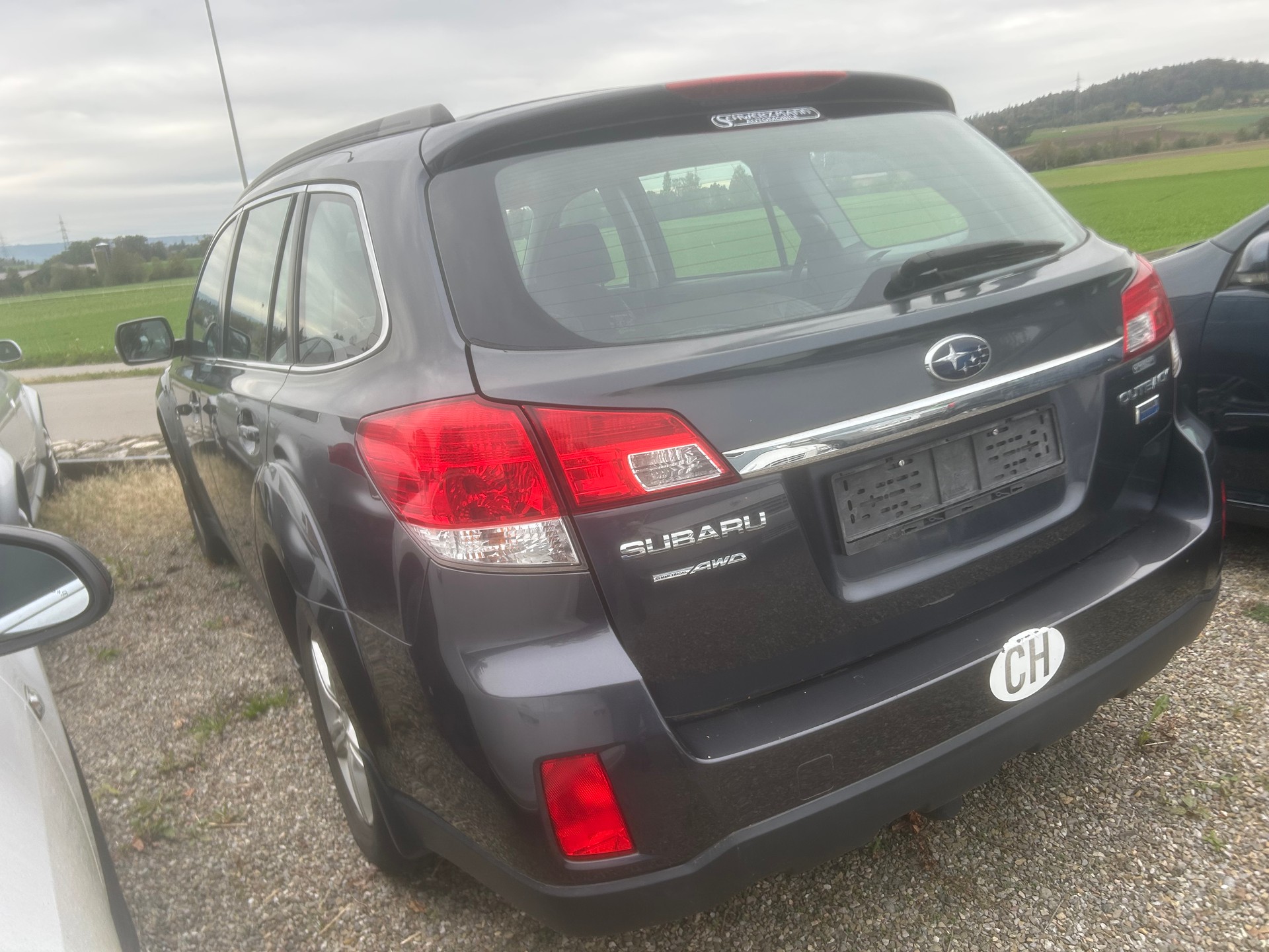 SUBARU Outback 2.0D Swiss AWD-image-3