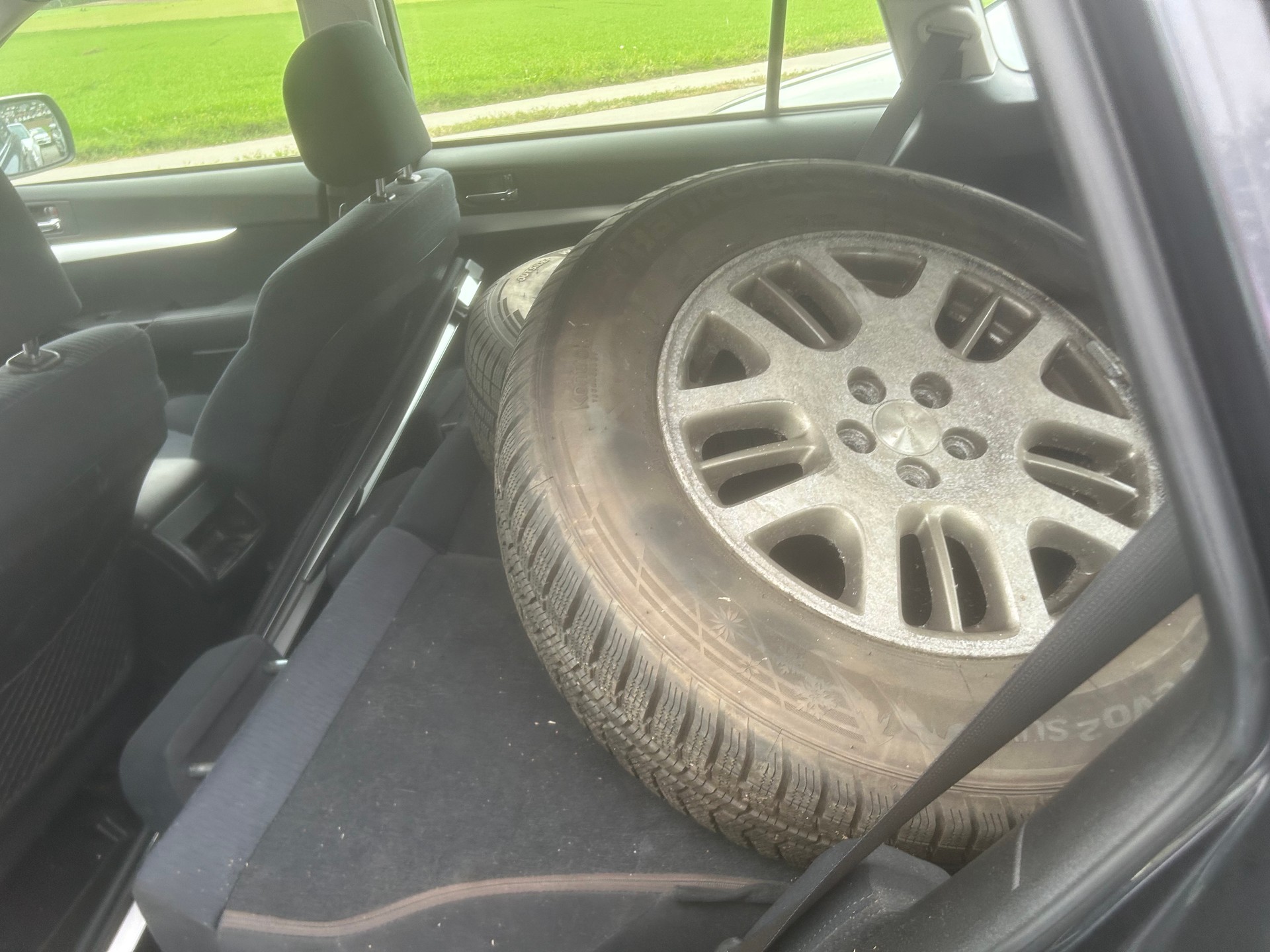 SUBARU Outback 2.0D Swiss AWD-image-5