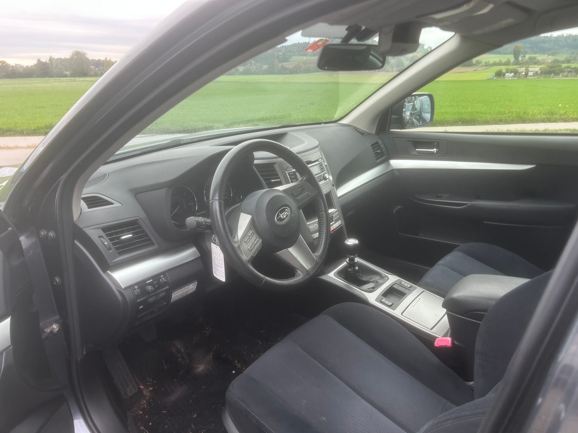 SUBARU Outback 2.0D Swiss AWD-image-4