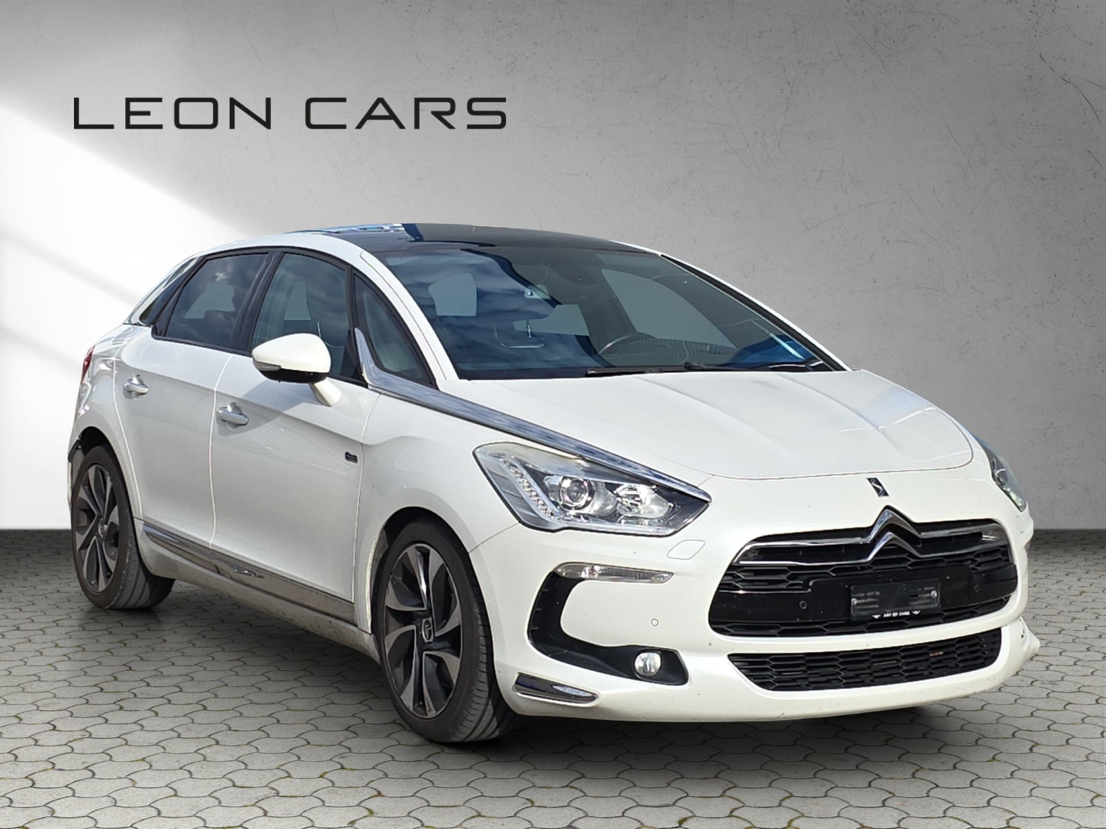 DS AUTOMOBILES DS5 HYbrid4 200 Chic EGS6-showroom-element-2