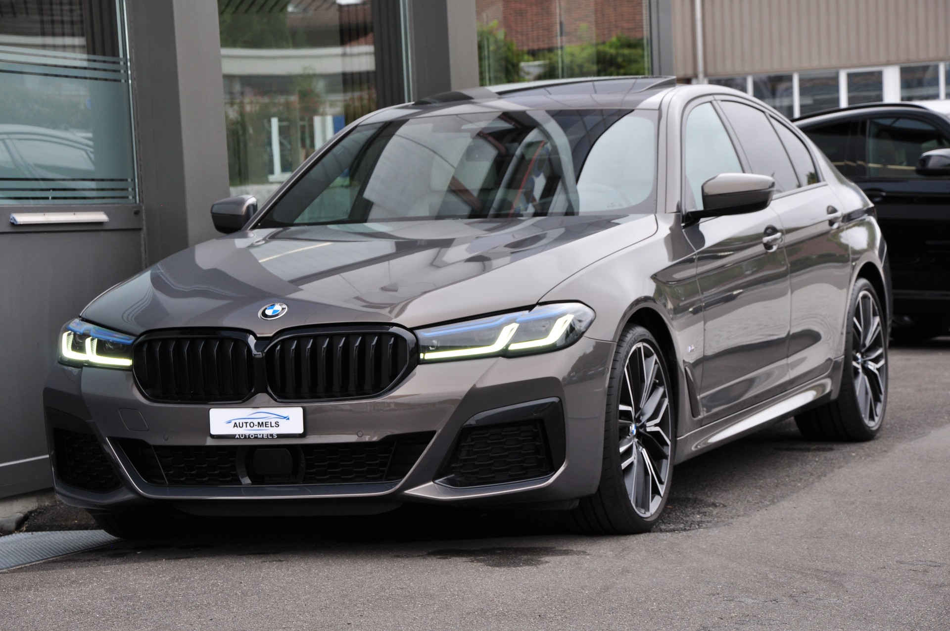 BMW 540d xDrive 48V M Sport Steptronic-image-3