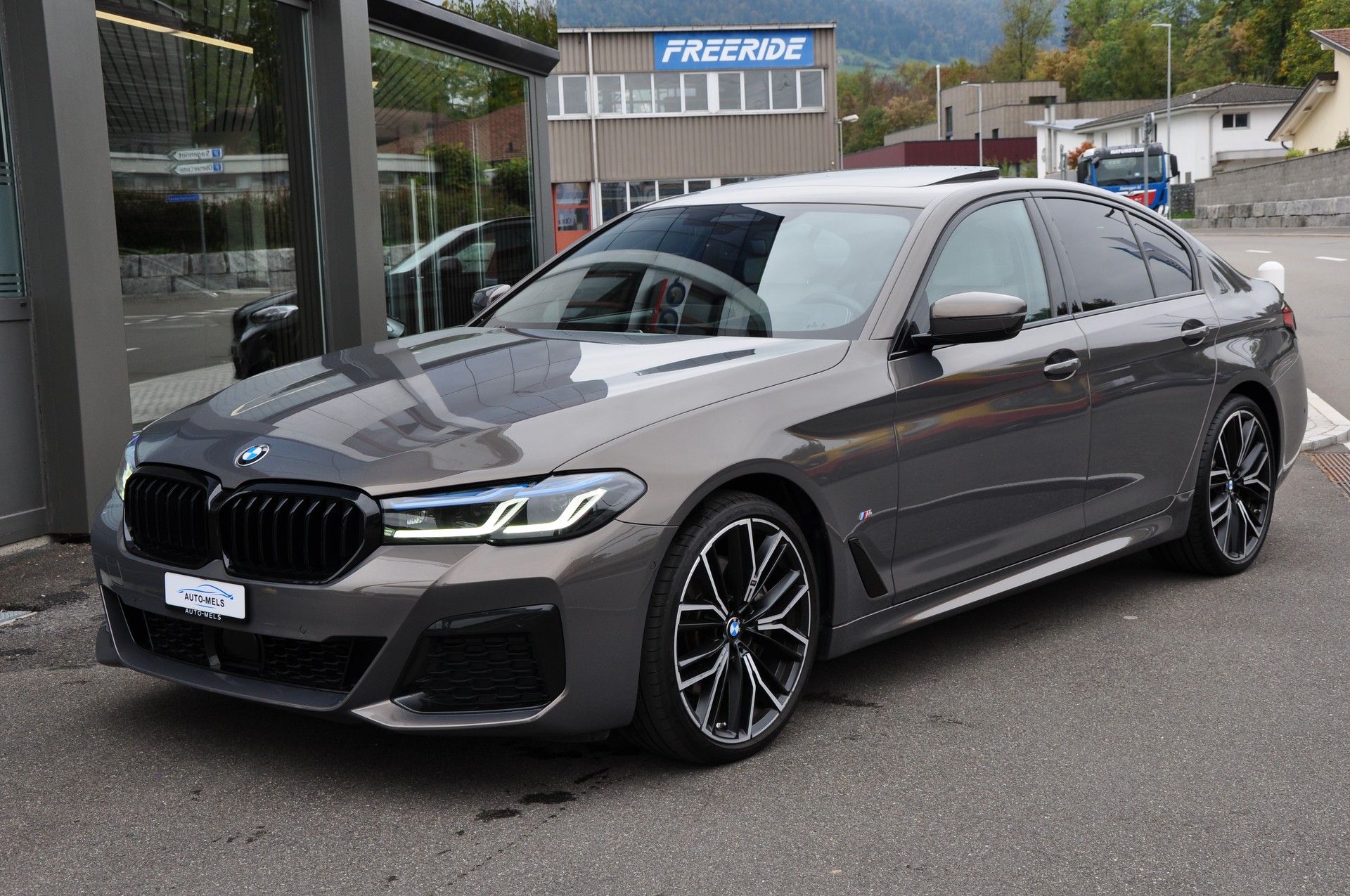 BMW 540d xDrive 48V M Sport Steptronic-image-14