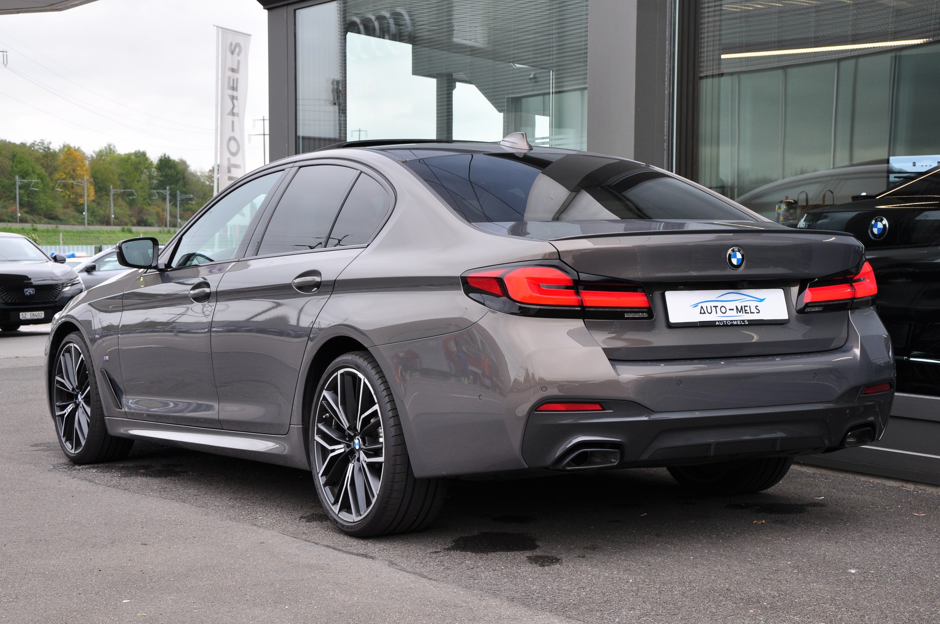 BMW 540d xDrive 48V M Sport Steptronic-image-8