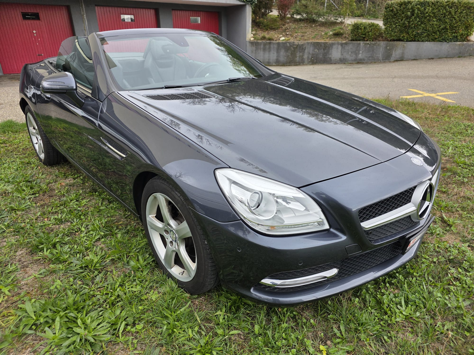 Car photo