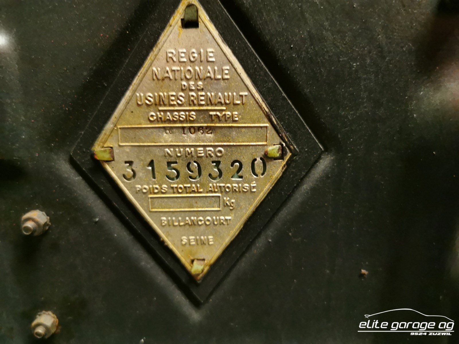 RENAULT R4 4CV Type 1062-image-12