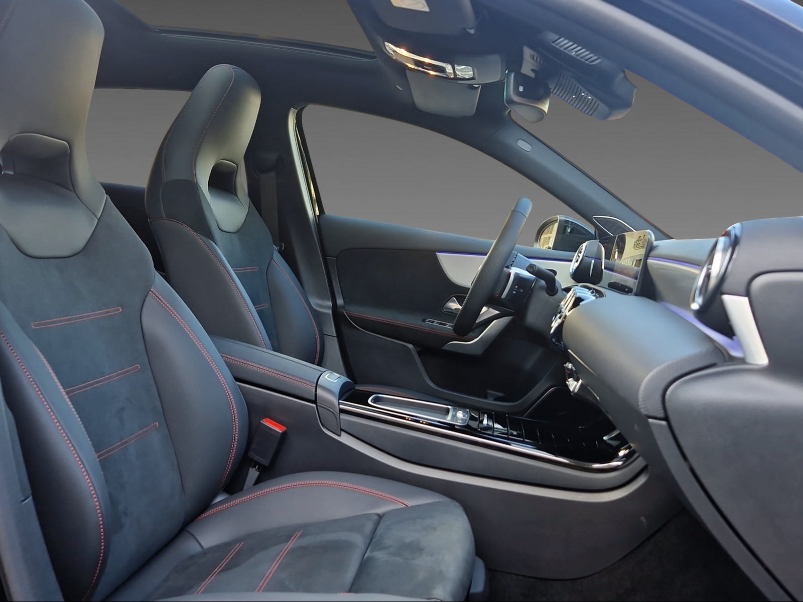 MERCEDES-BENZ A 250 4Matic 8G-DCT-image-9