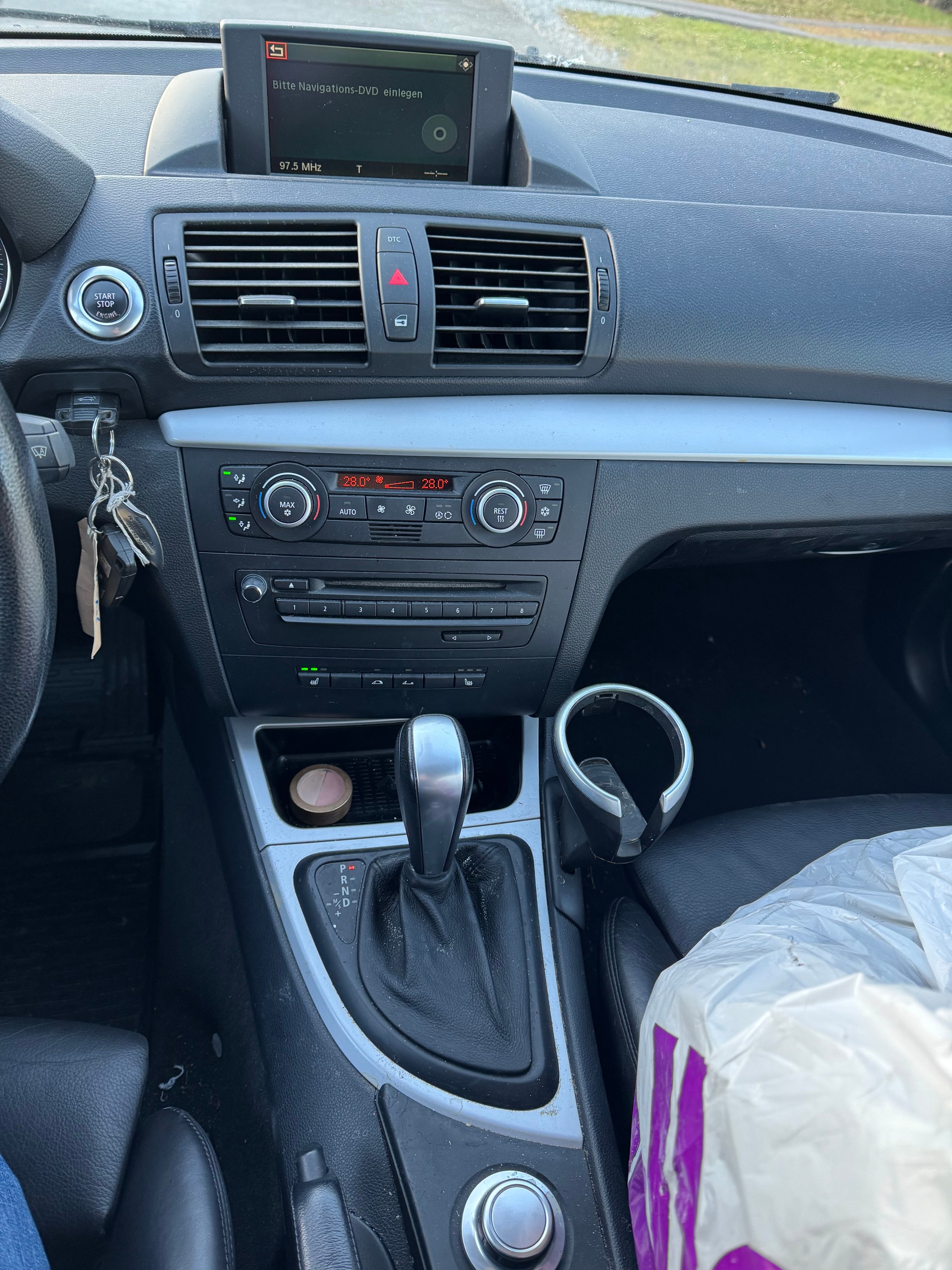 BMW 120i Cabrio Steptronic-image-6