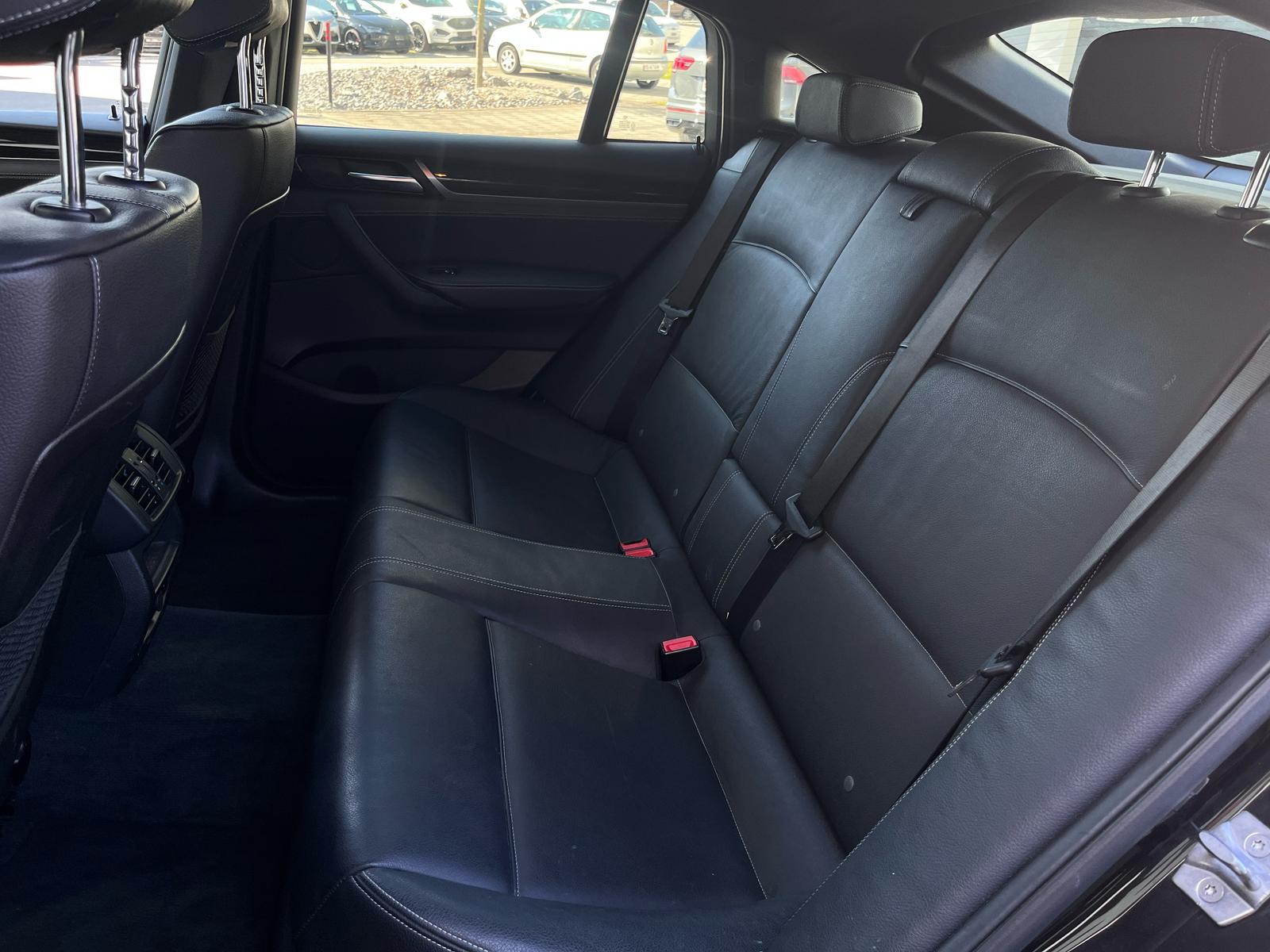 BMW X4 M 40i Steptronic 8x Alu 12Mt Garantie-image-12