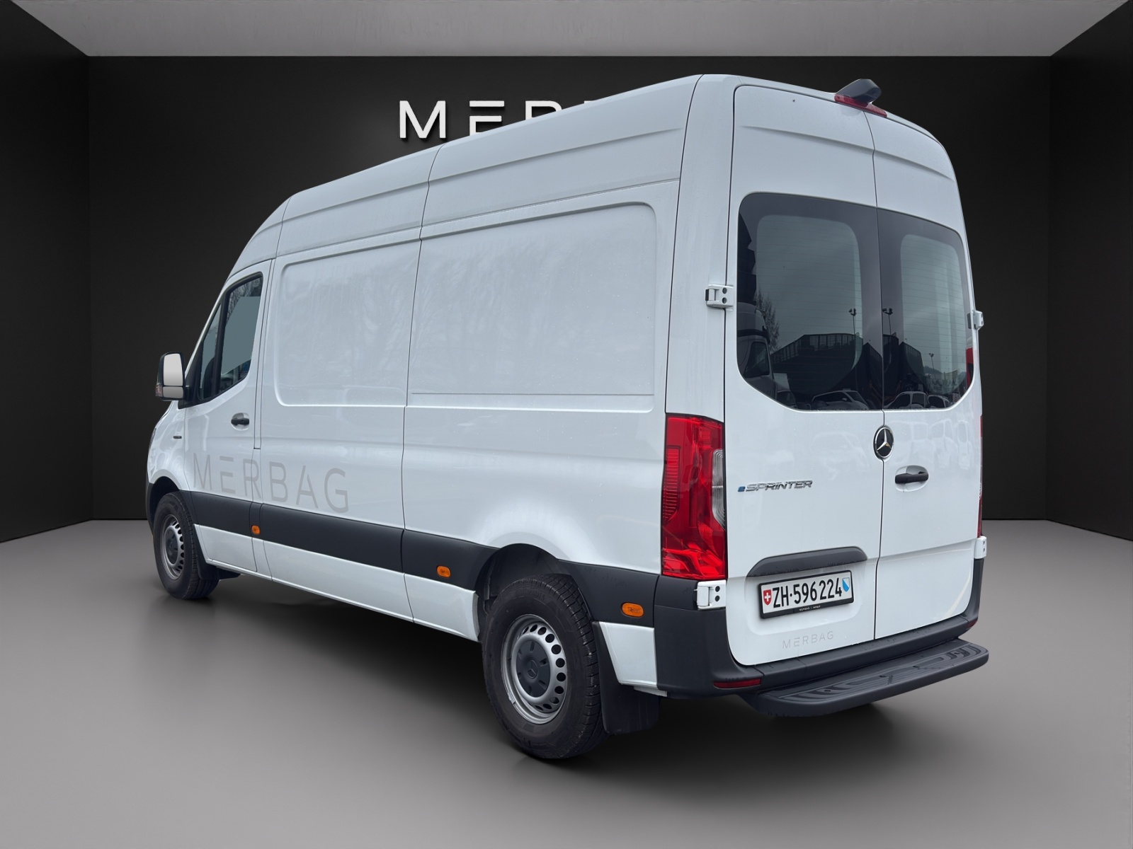 MERCEDES-BENZ eSprinter 312 47kWh Standard-image-3