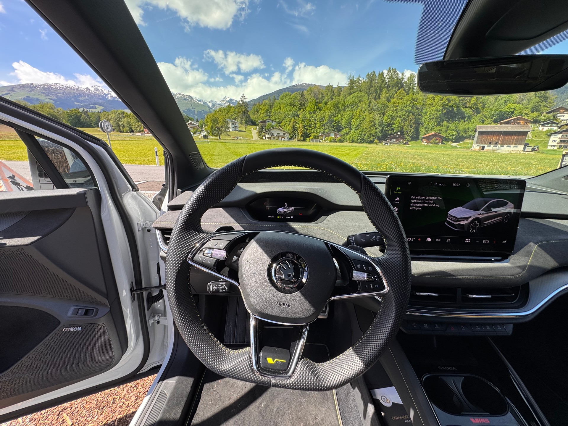 SKODA Enyaq Coupé RS iV 80 4x4-image-4