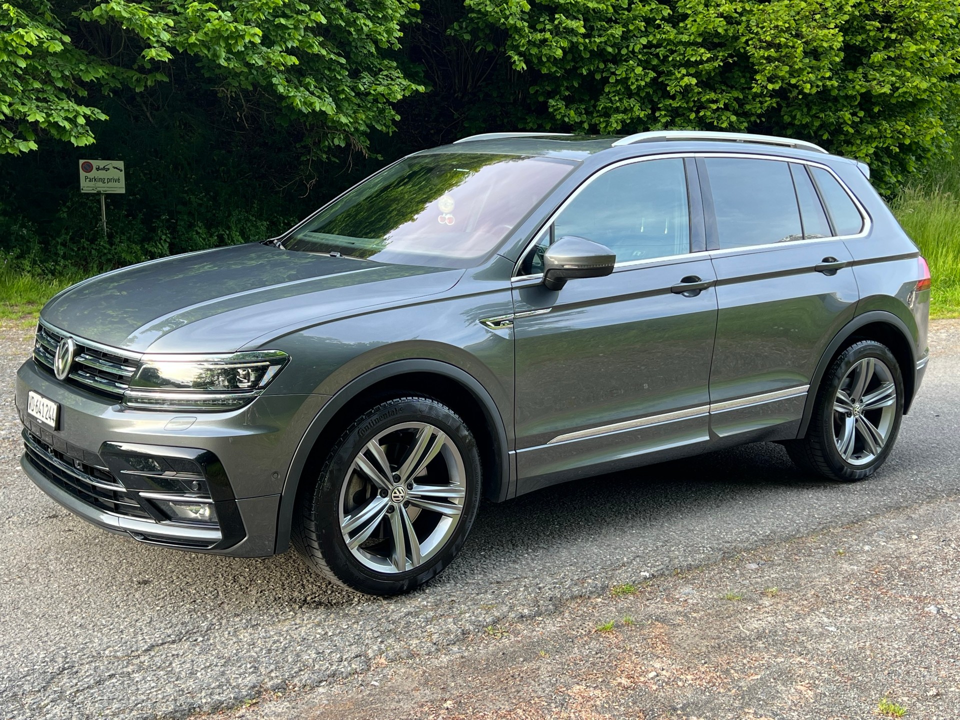 VW Tiguan 2.0TSI Highline 4Motion DSG-image-3