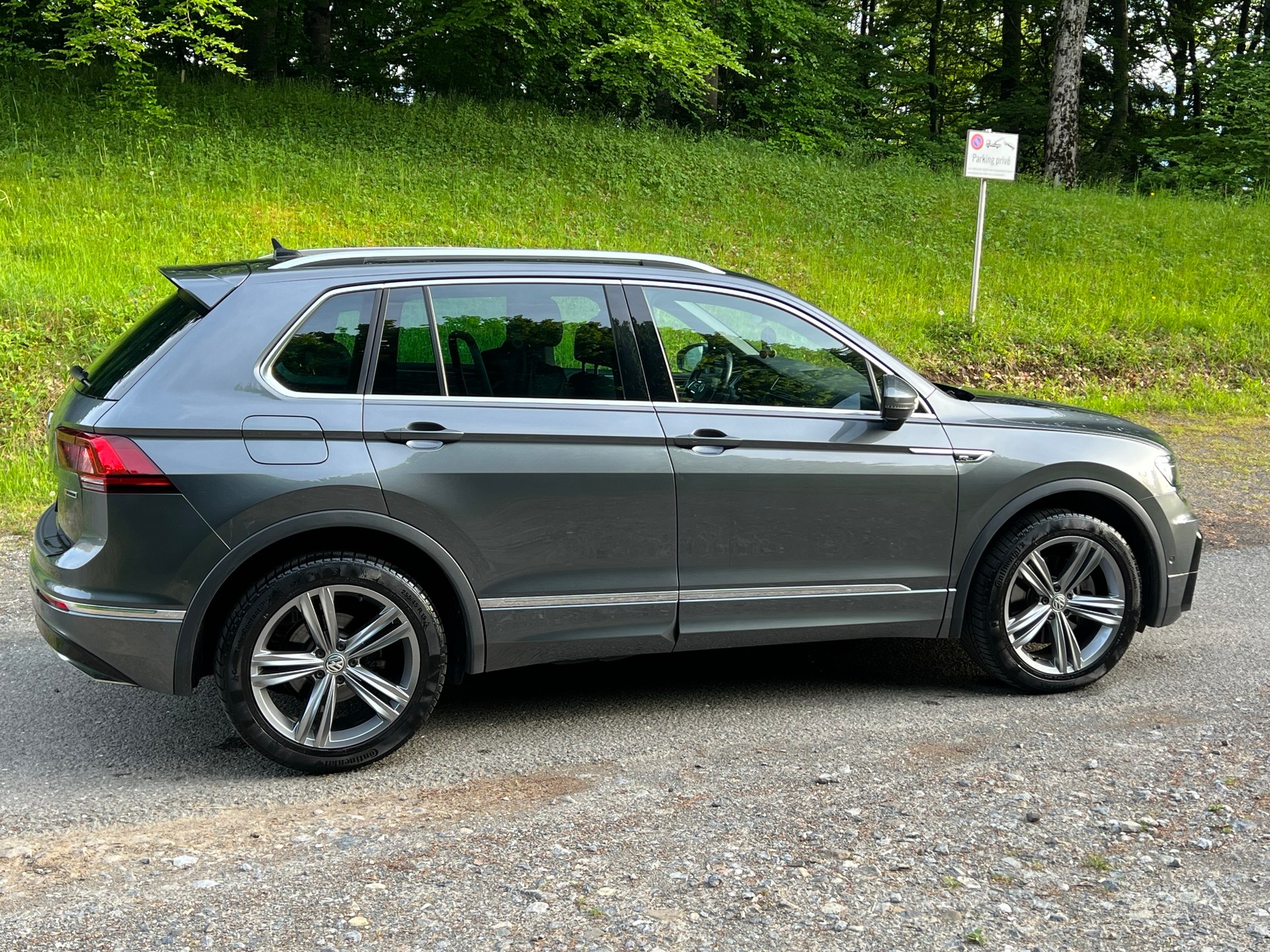 VW Tiguan 2.0TSI Highline 4Motion DSG-image-4