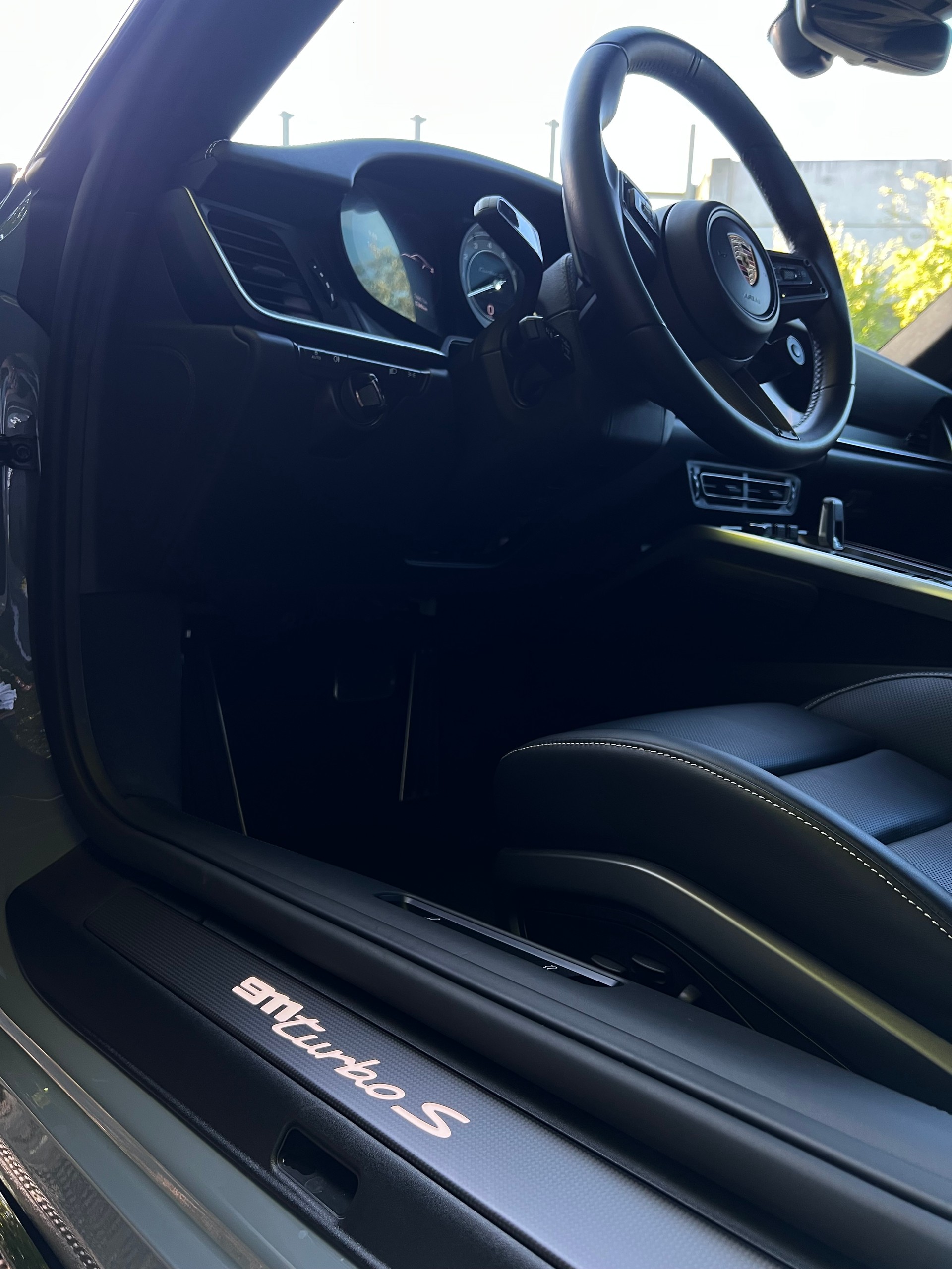 PORSCHE 911 Turbo S PDK-image-10