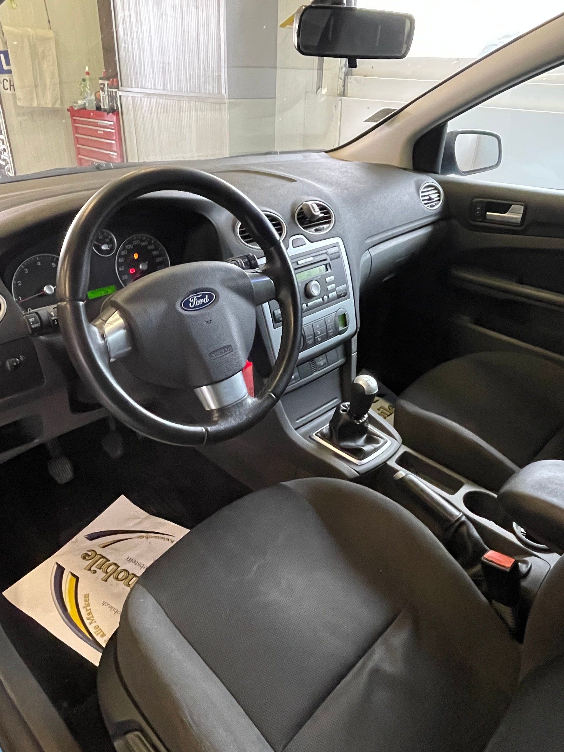 FORD Focus 1.6i VCT Carving-image-6