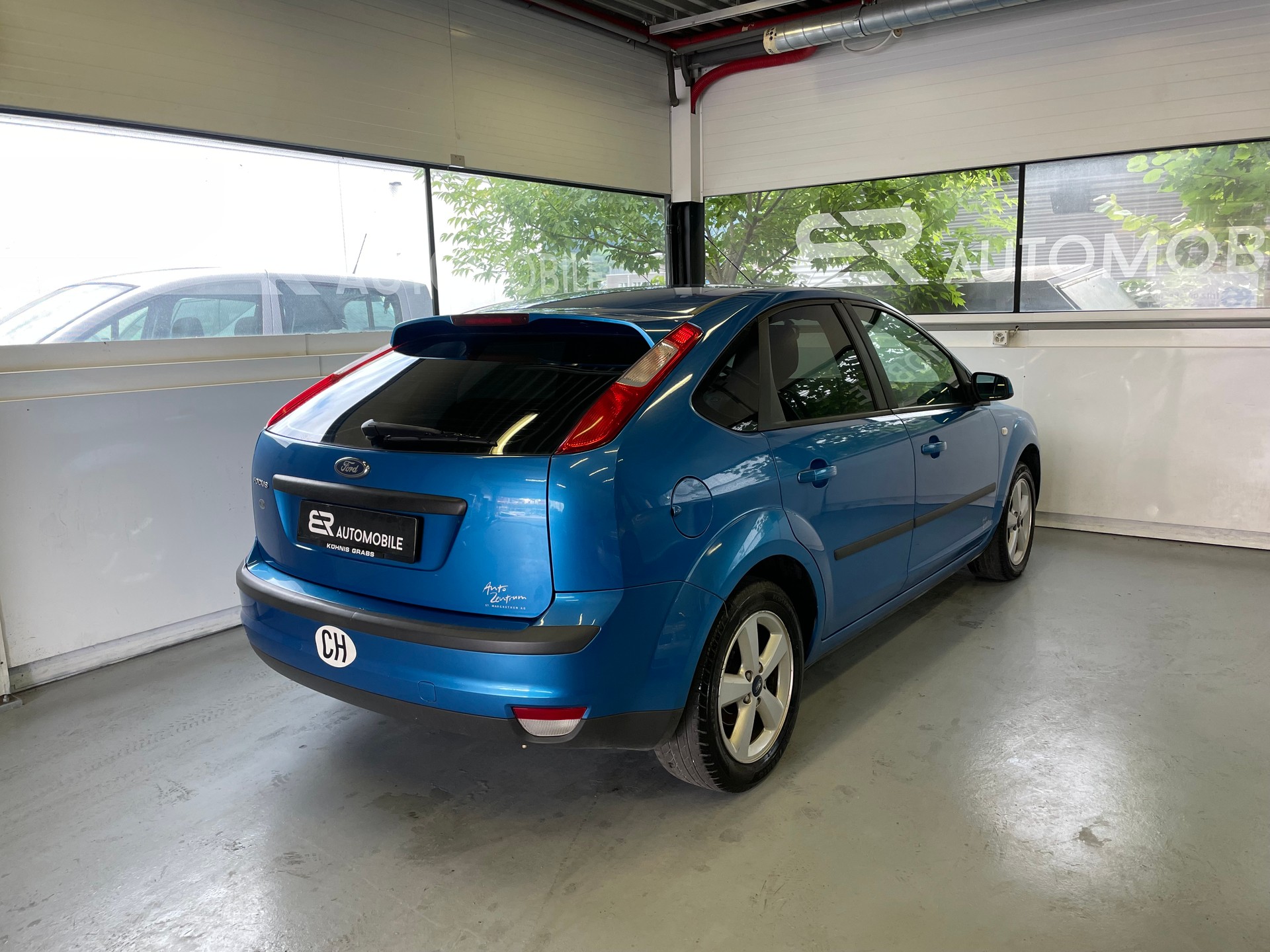 FORD Focus 1.6i VCT Carving-image-2