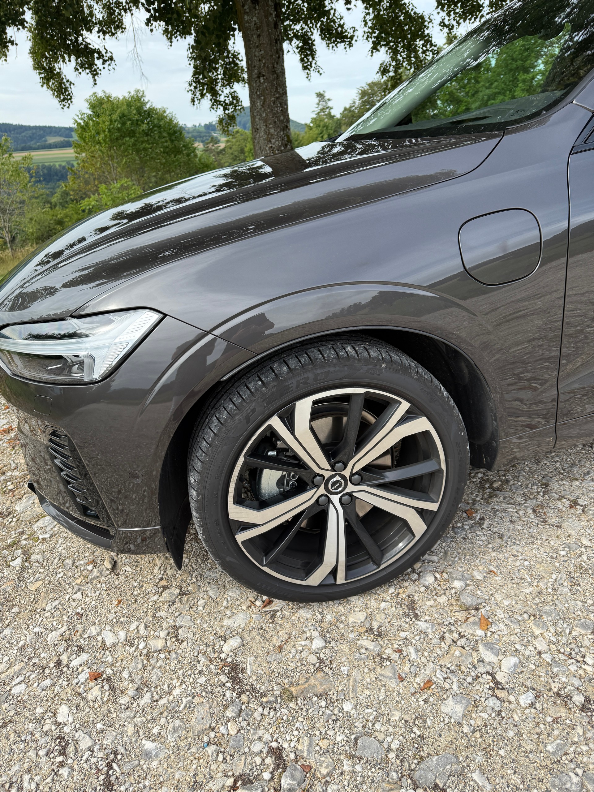VOLVO XC60 T8 eAWD PluginHybrid Black Edition Geartronic-image-3