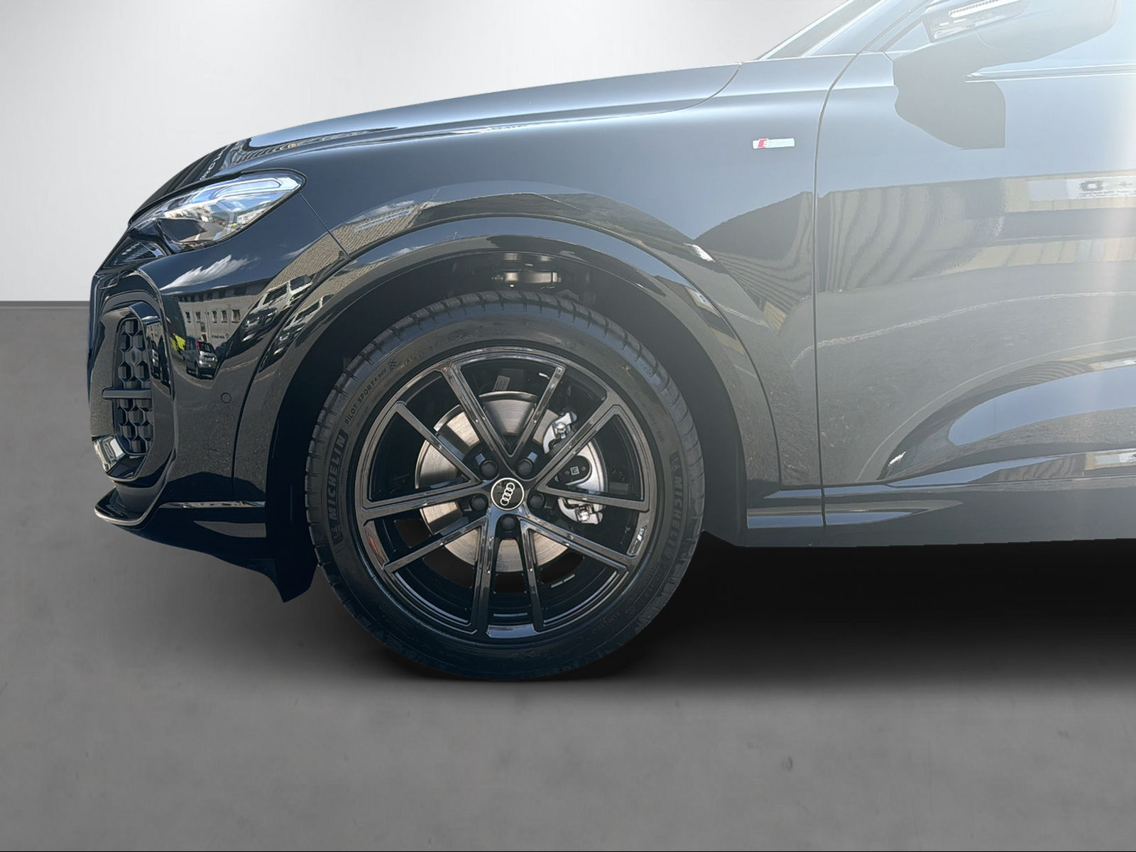 AUDI Q5 SB TFSI quattro 204PS/150kW mHEV-image-4