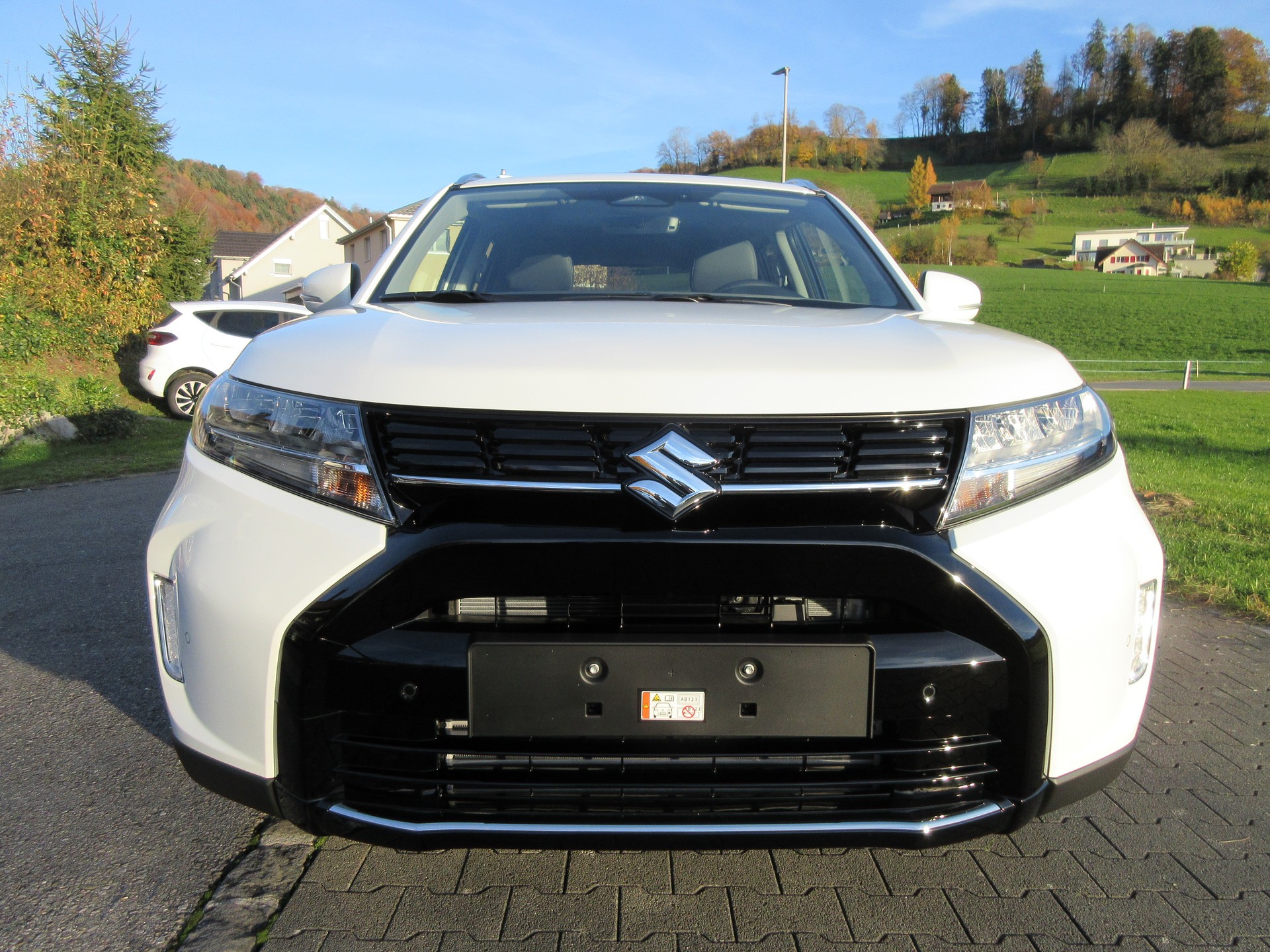 SUZUKI Vitara 1.4 Boosterjet Compact Top 4x4 Hybrid Automatic-image-6