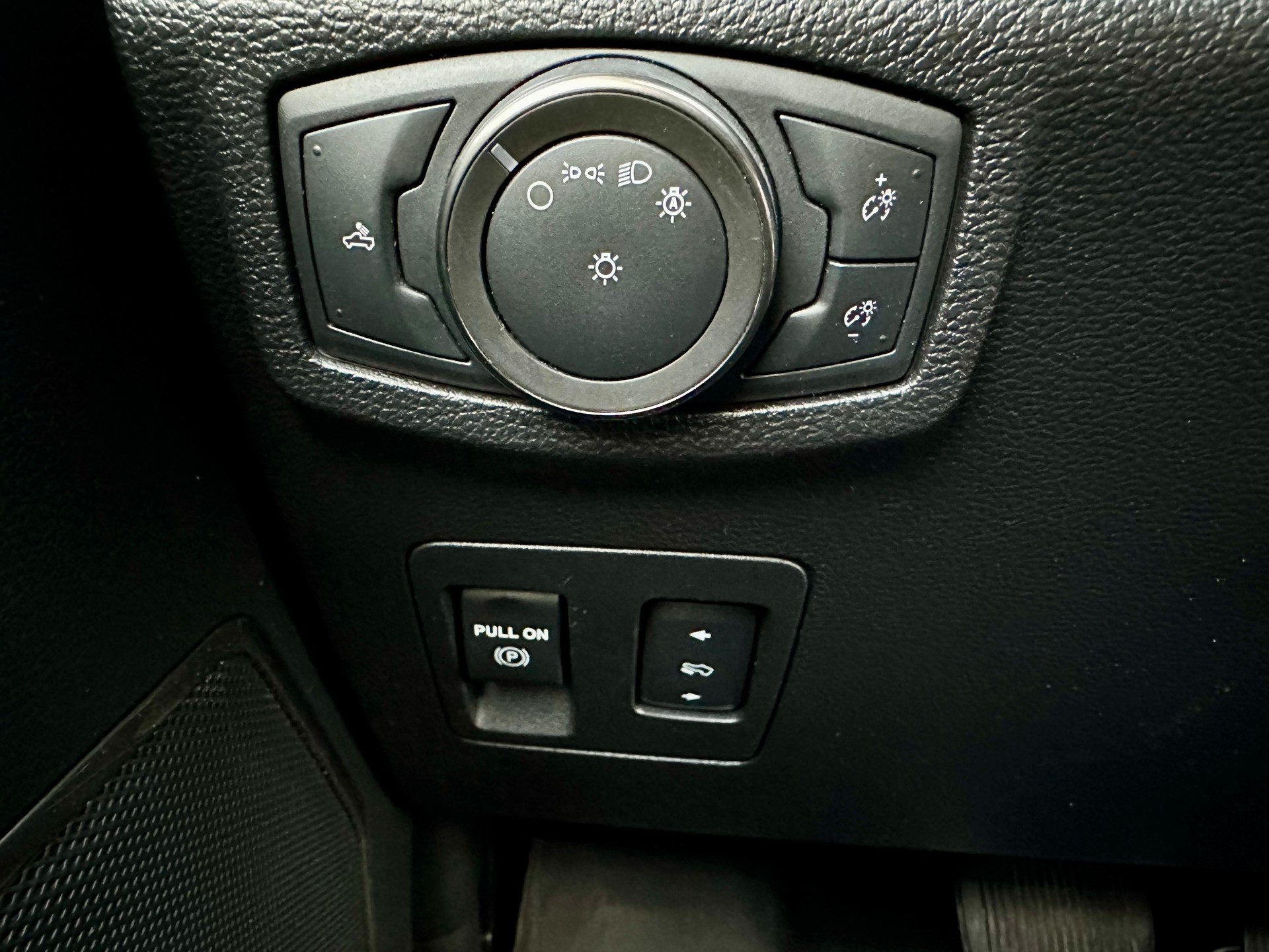 FORD F-150 Raptor 3.5 V6 EcoBoost-image-22