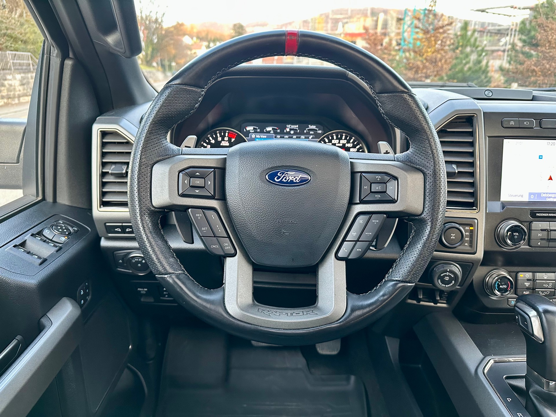 FORD F-150 Raptor 3.5 V6 EcoBoost-image-12