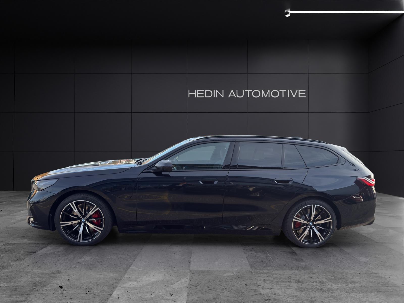 BMW 550e xDrive Touring-image-2