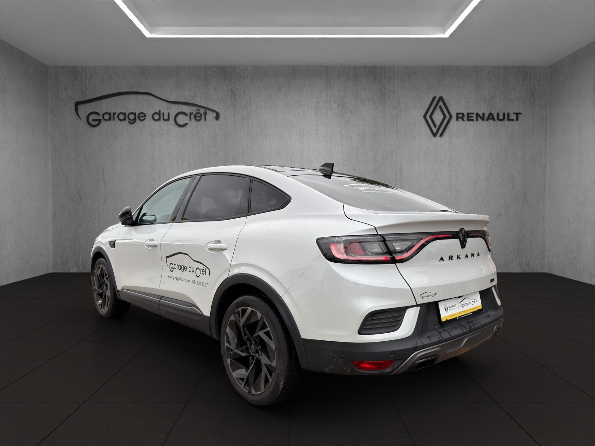 RENAULT Arkana 1.6 E-Tech esprit Alpine-showroom-element-2