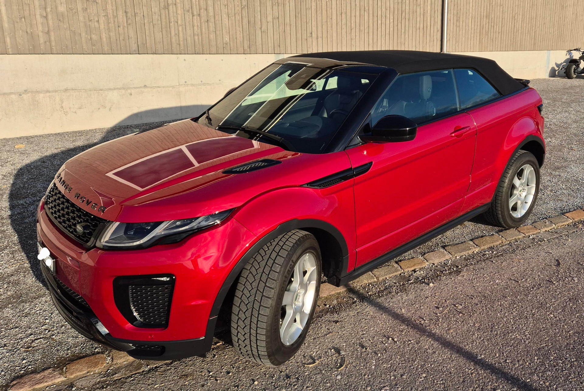 LAND ROVER Range Rover Evoque Conver. 2.0 TD4 HSE Dynamic AT9-image-2