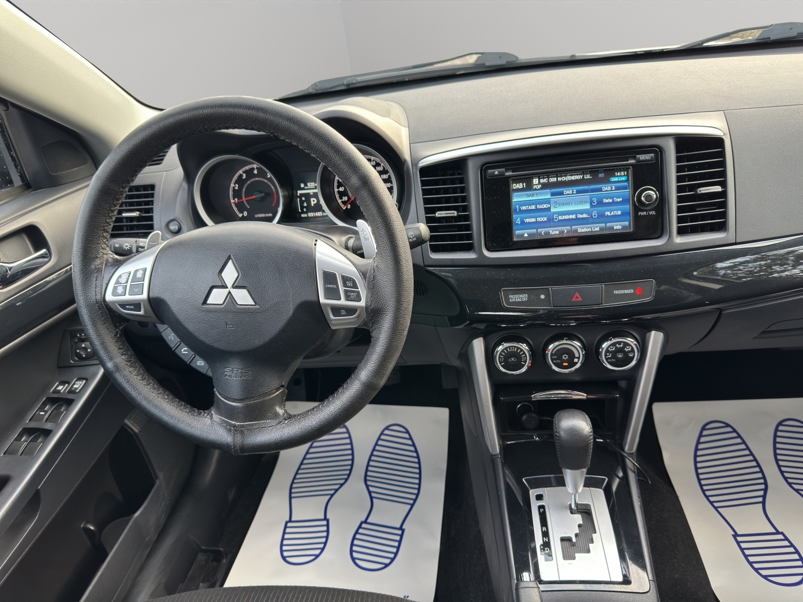 MITSUBISHI Lancer Sportback 1.8 Style CVT-image-9