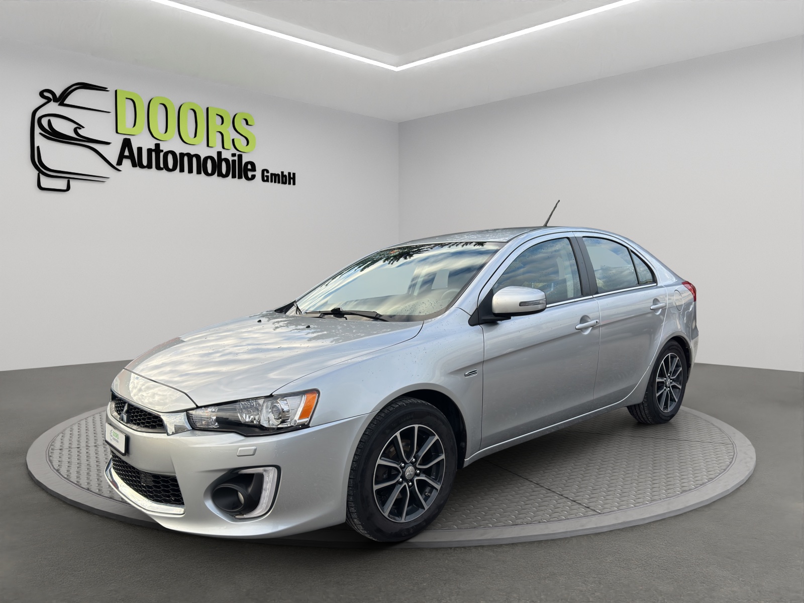 MITSUBISHI Lancer Sportback 1.8 Style CVT-showroom-element-2