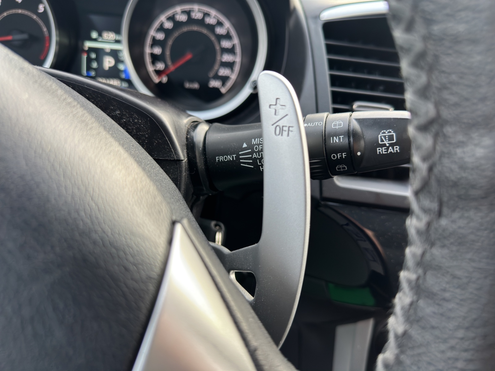MITSUBISHI Lancer Sportback 1.8 Style CVT-image-13